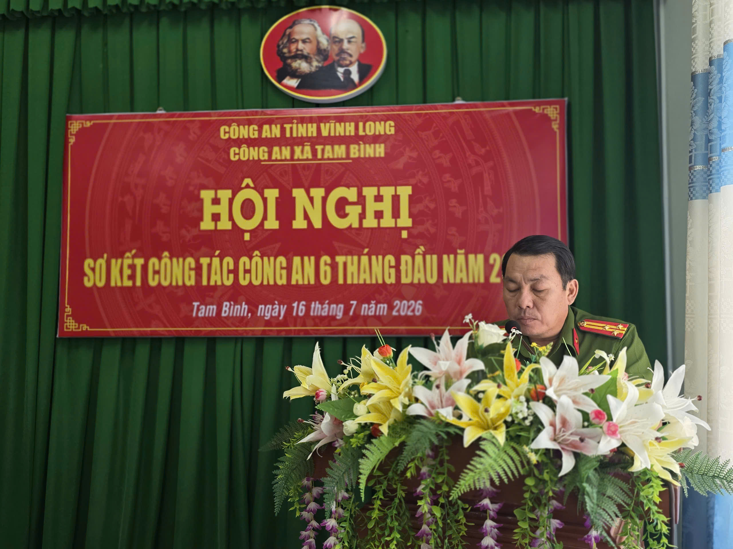 Hình 3