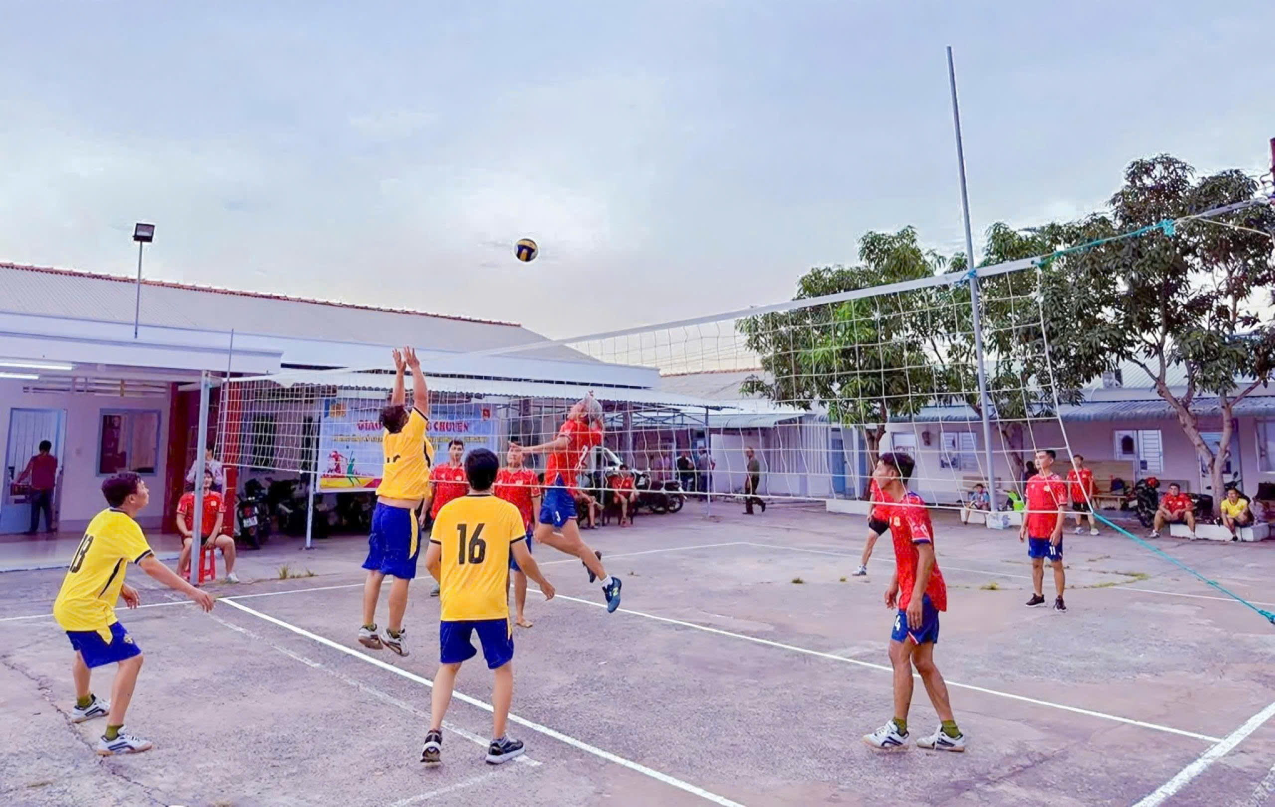 Hoạt động thể dục thể thao được quan tâm chú trọng (1)