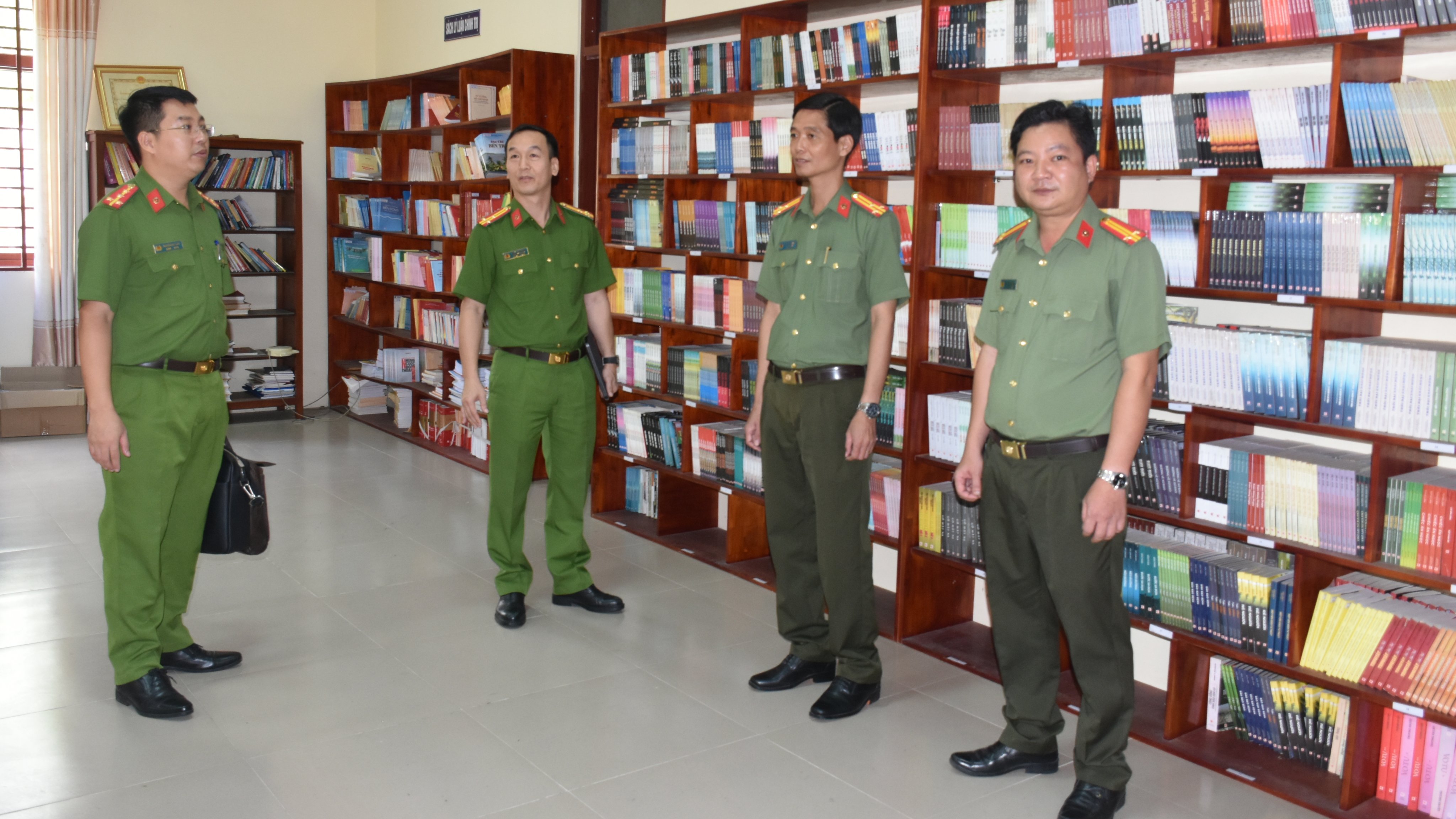 Khảo sát thư viện