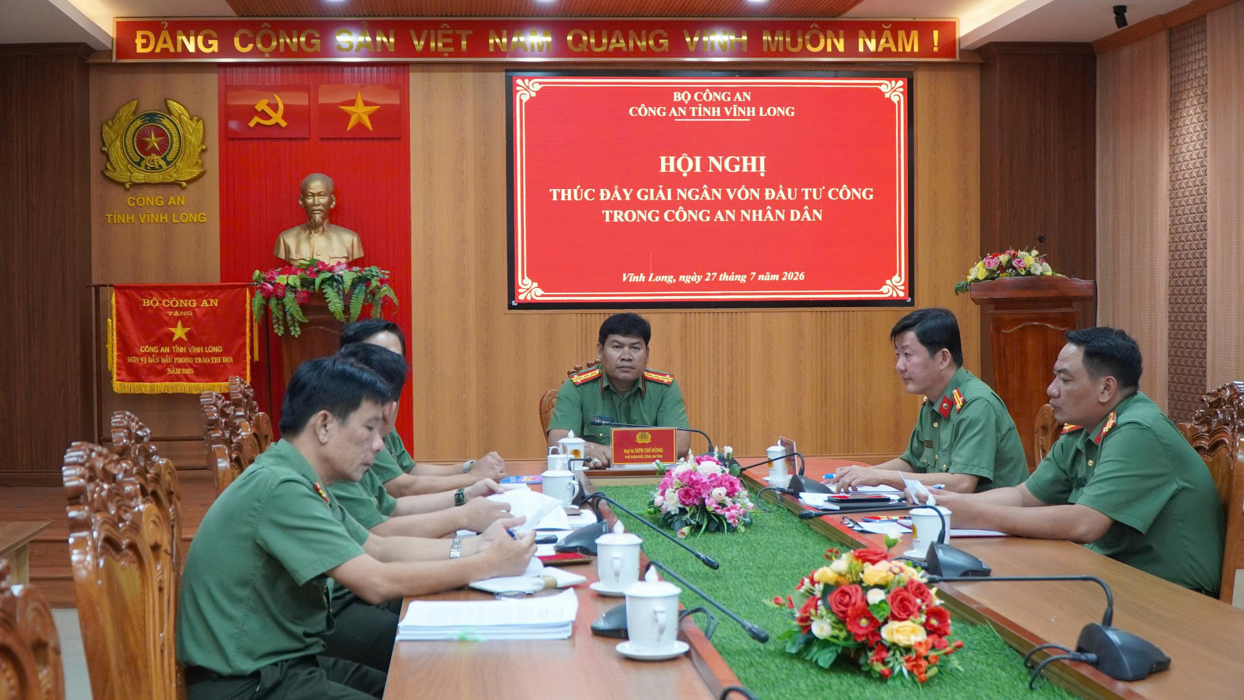 quang canh hoi nghi