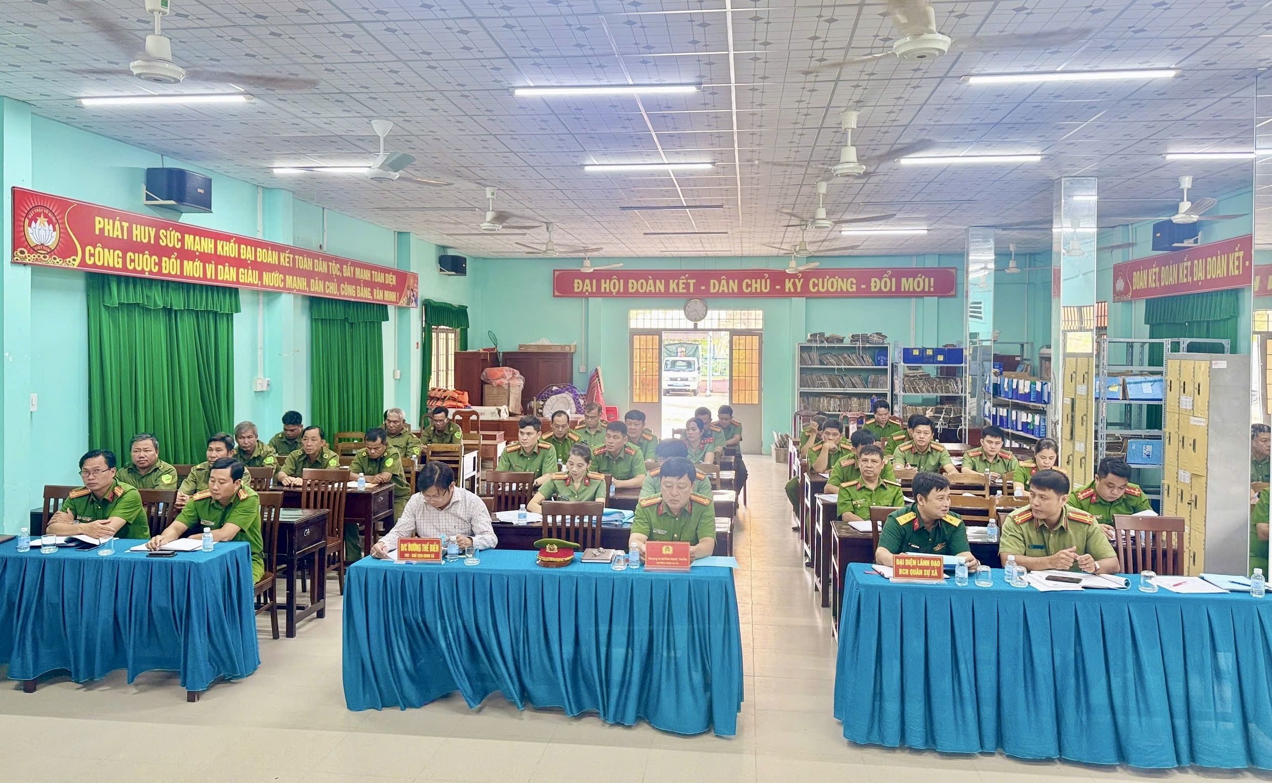 Quang canh Hoi nghi 1