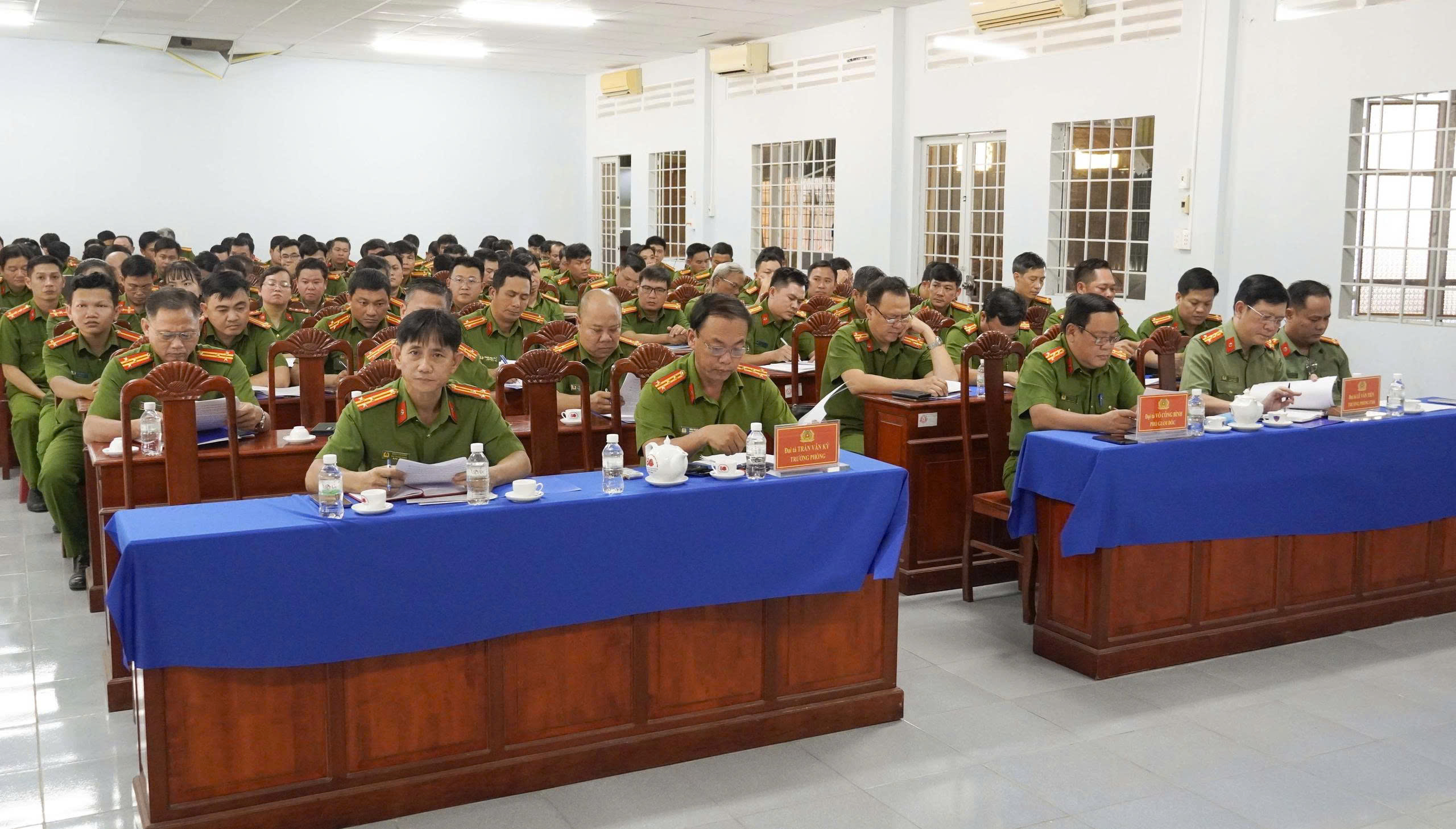 Quang cảnh Hội nghị