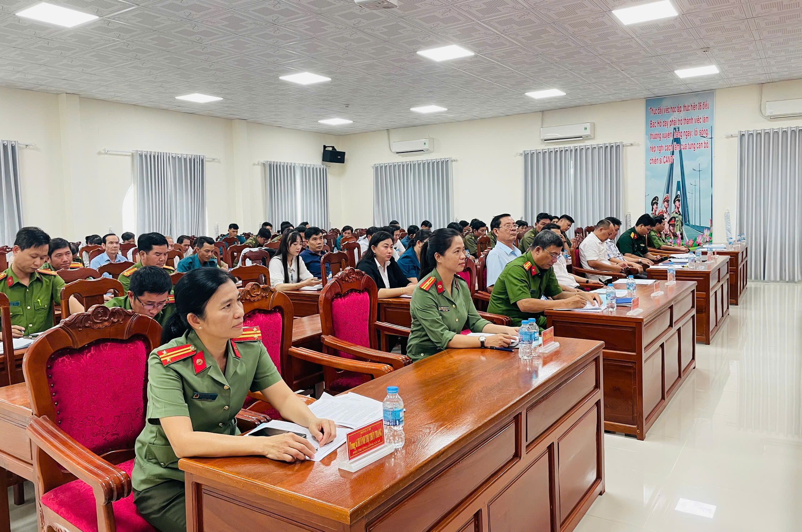 Quang cảnh Hội nghị