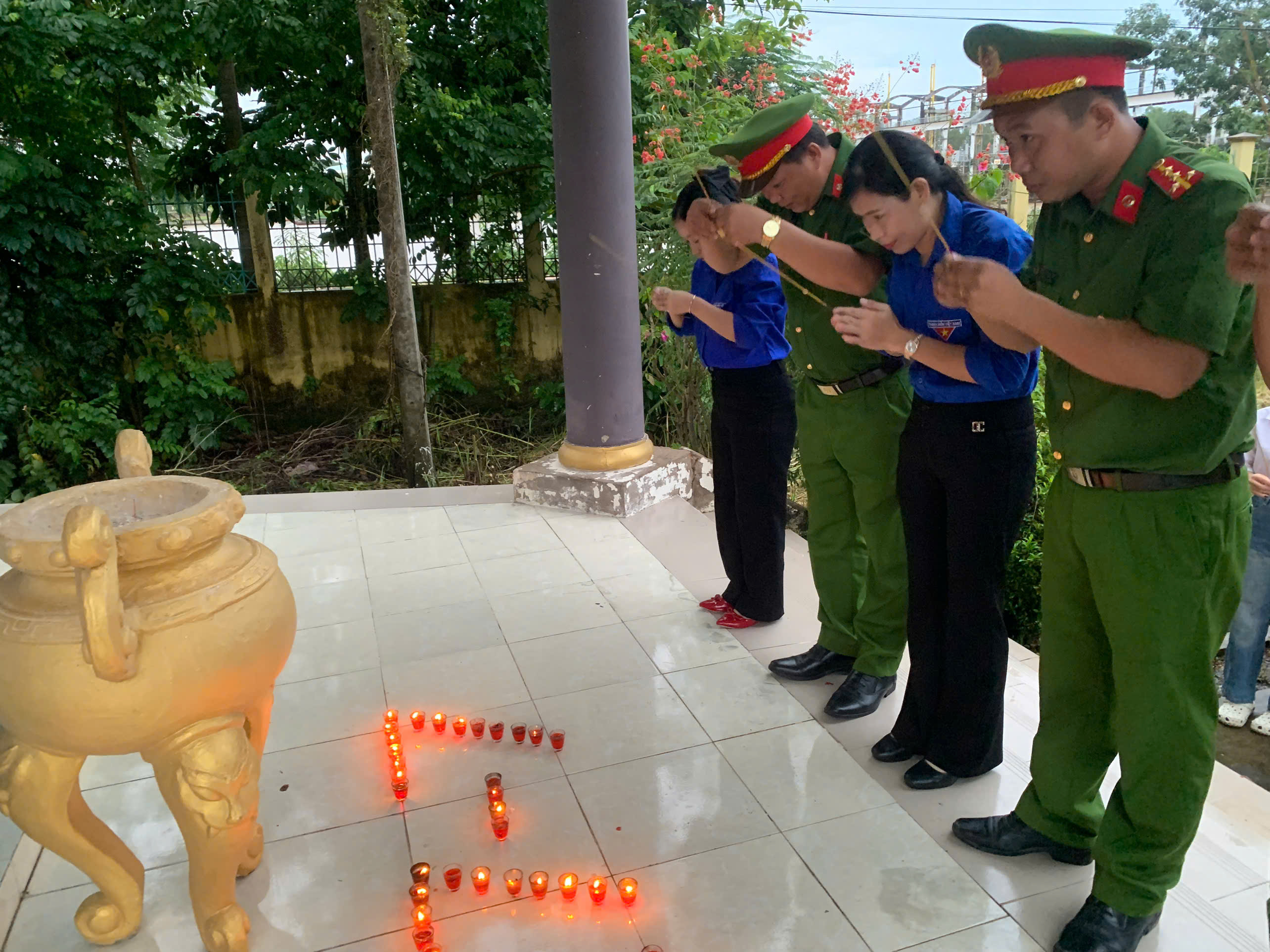 thắp nền 2