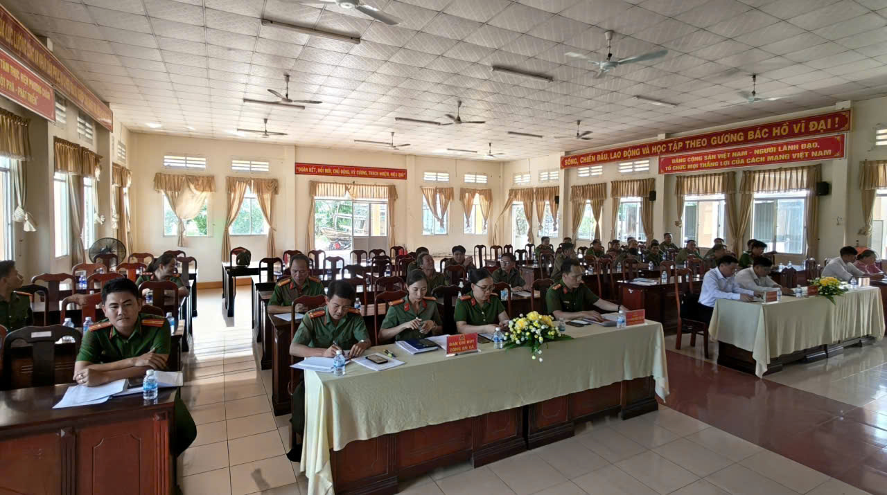 Toàn cảnh Hội nghị