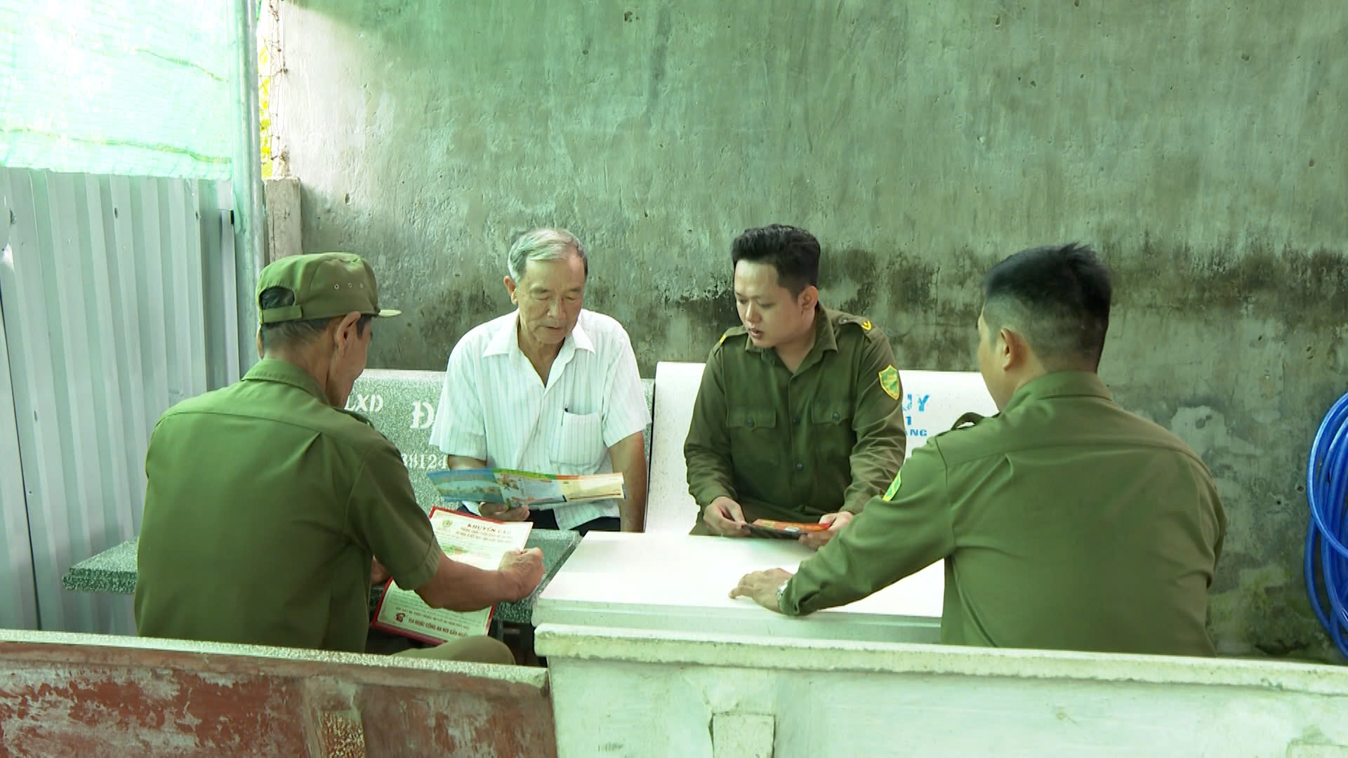 Tuyên truyền, vận động Nhân dân