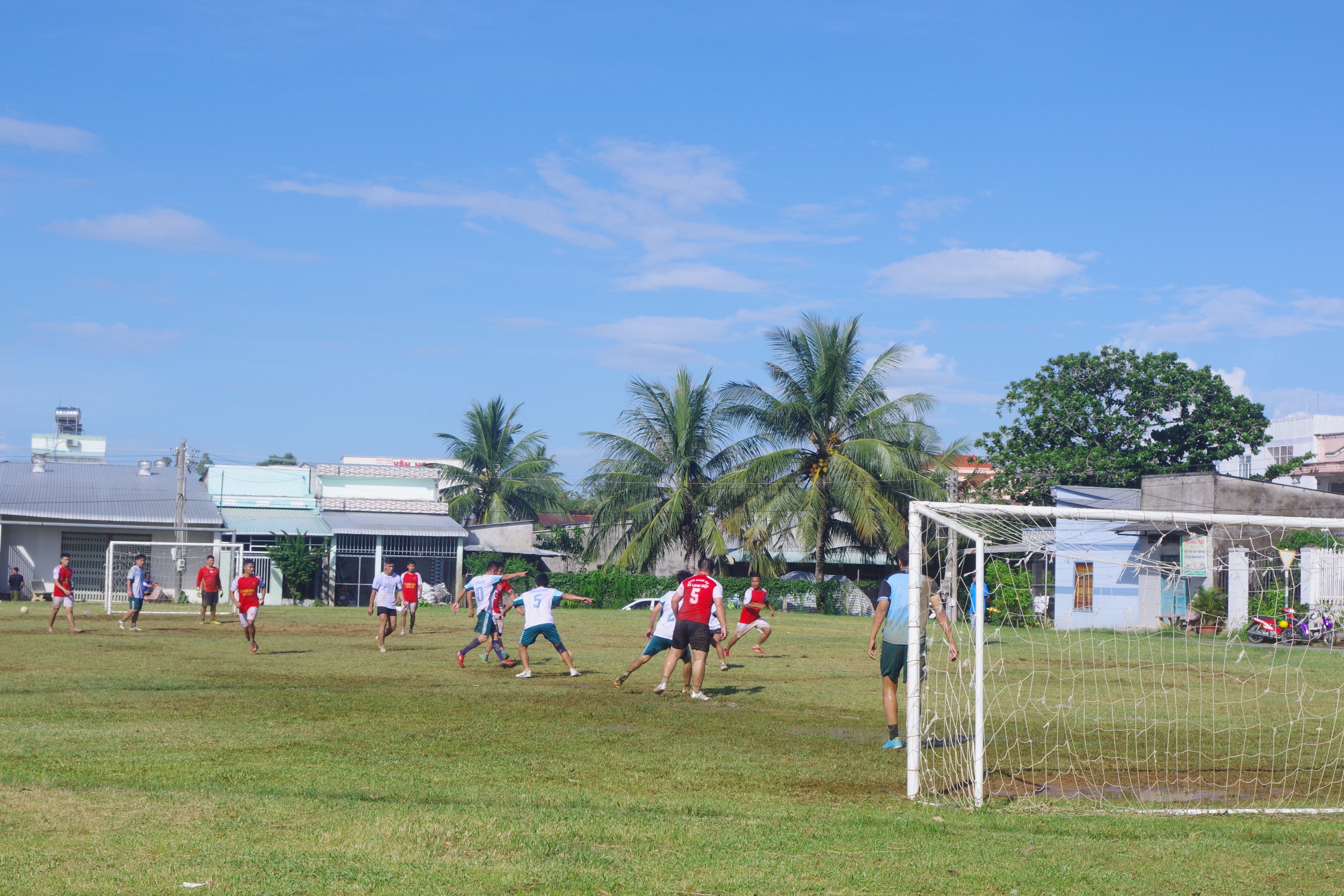 2 ẢNH BÓNG ĐÁ