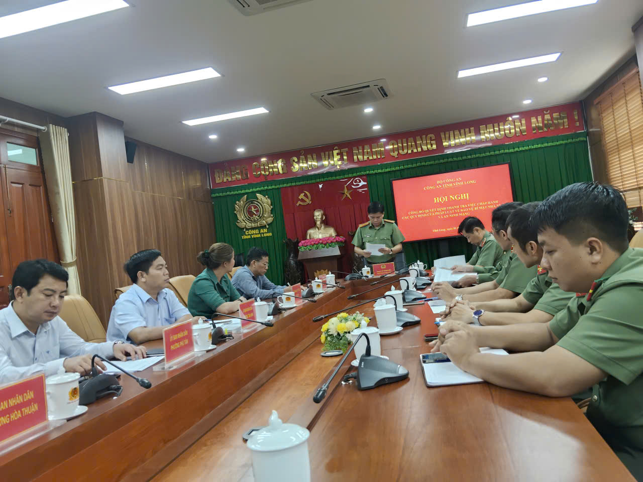 Ảnh 4 Anh Hiếu Chỉ đạo