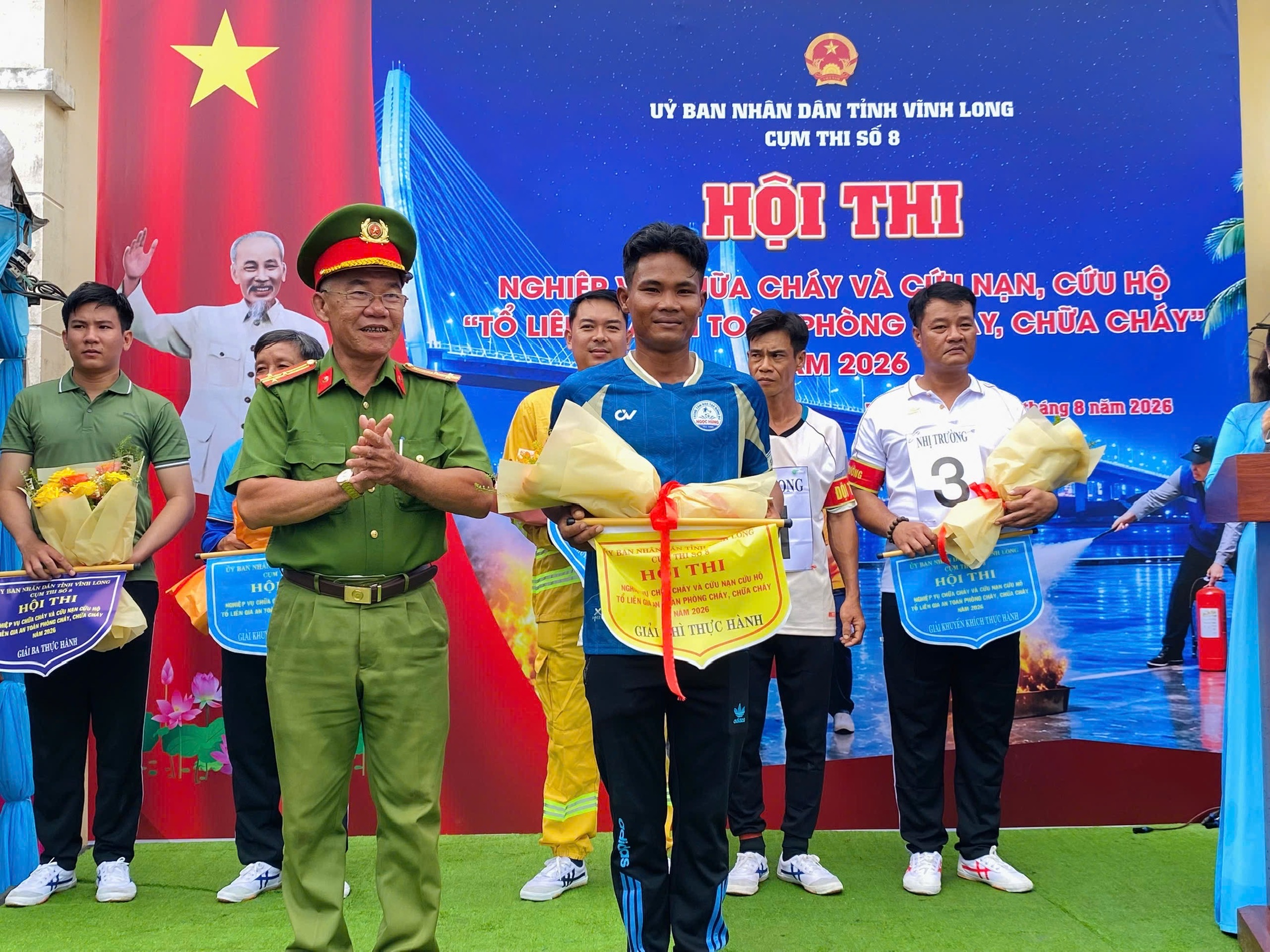 ẢNH 6