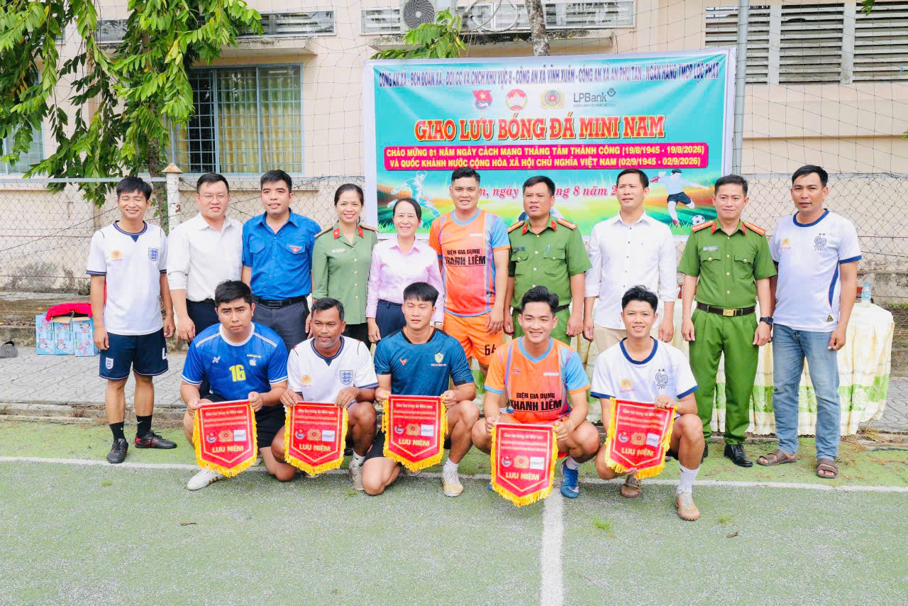 anh cac doi nhan co luu niem