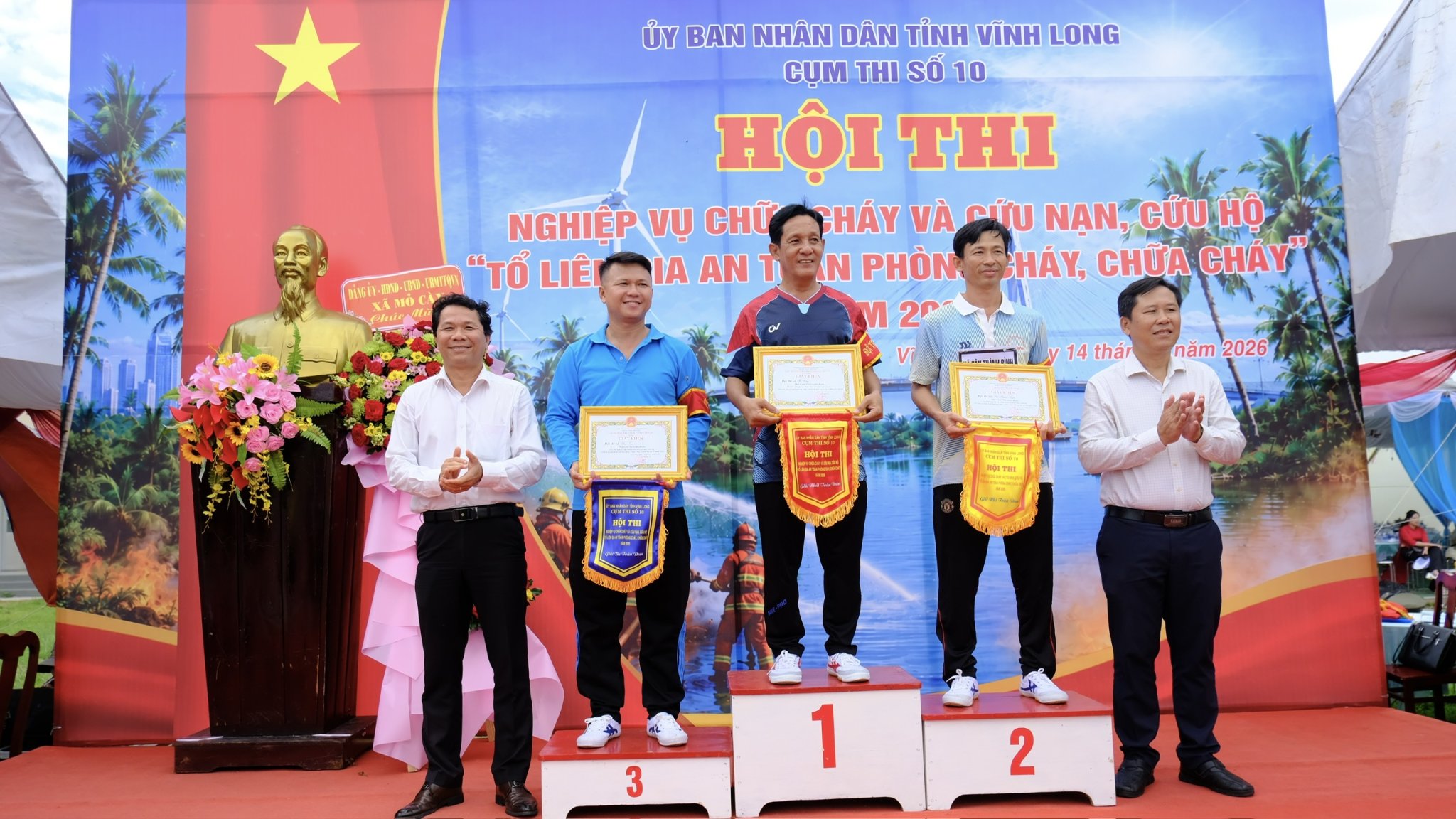 Ảnh các đội thi đạt giải