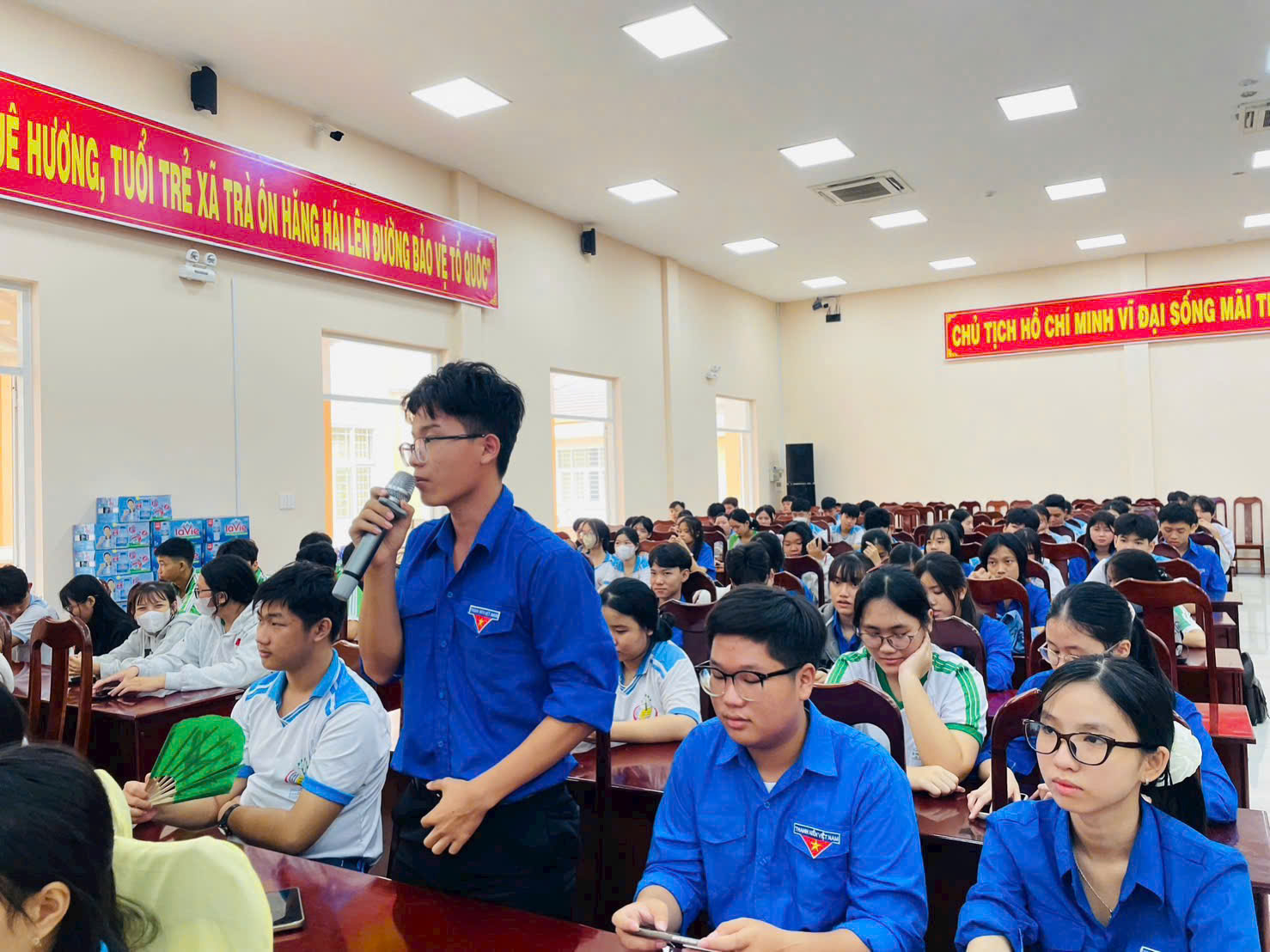 anh hs