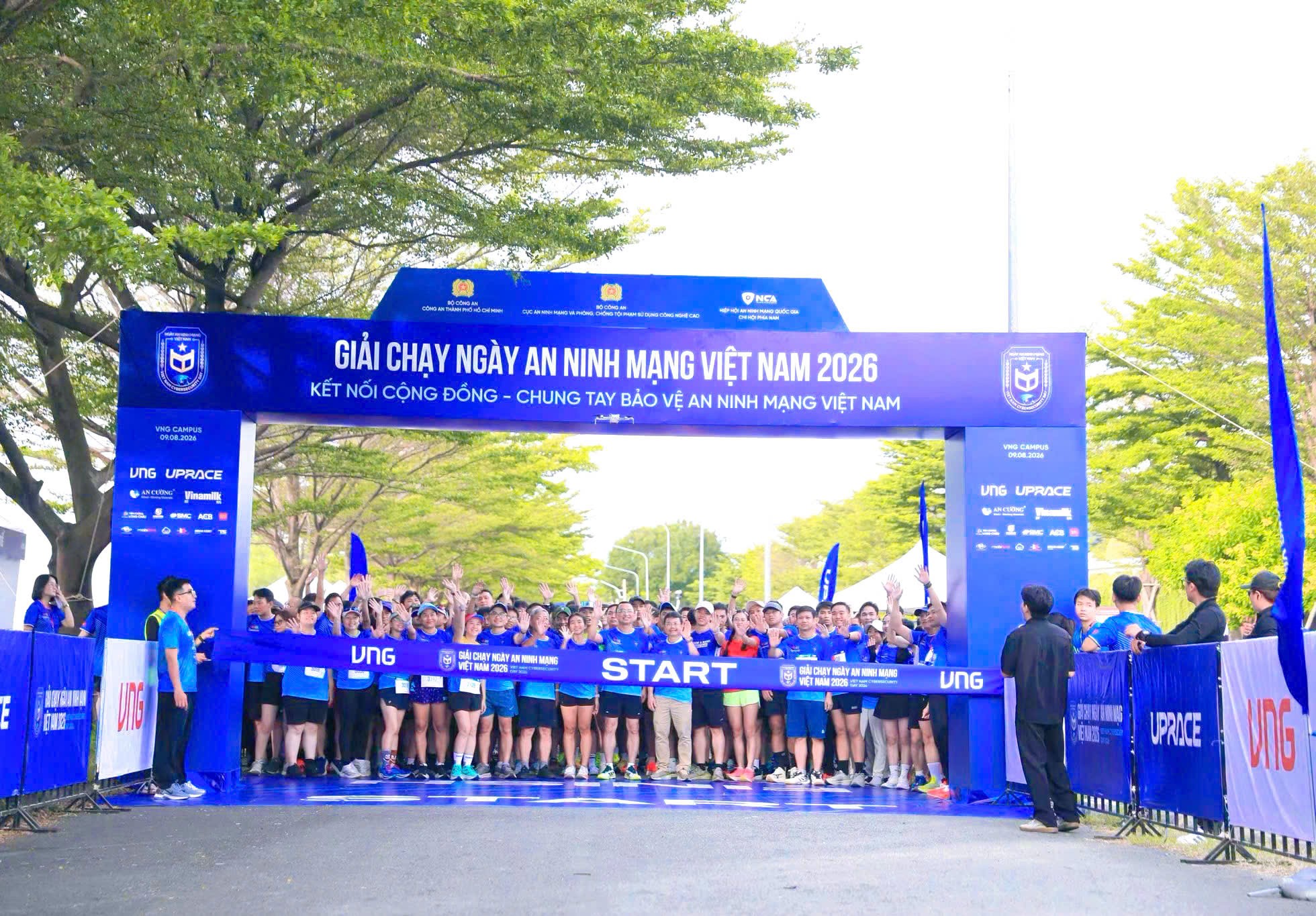 chạy ngày ANM