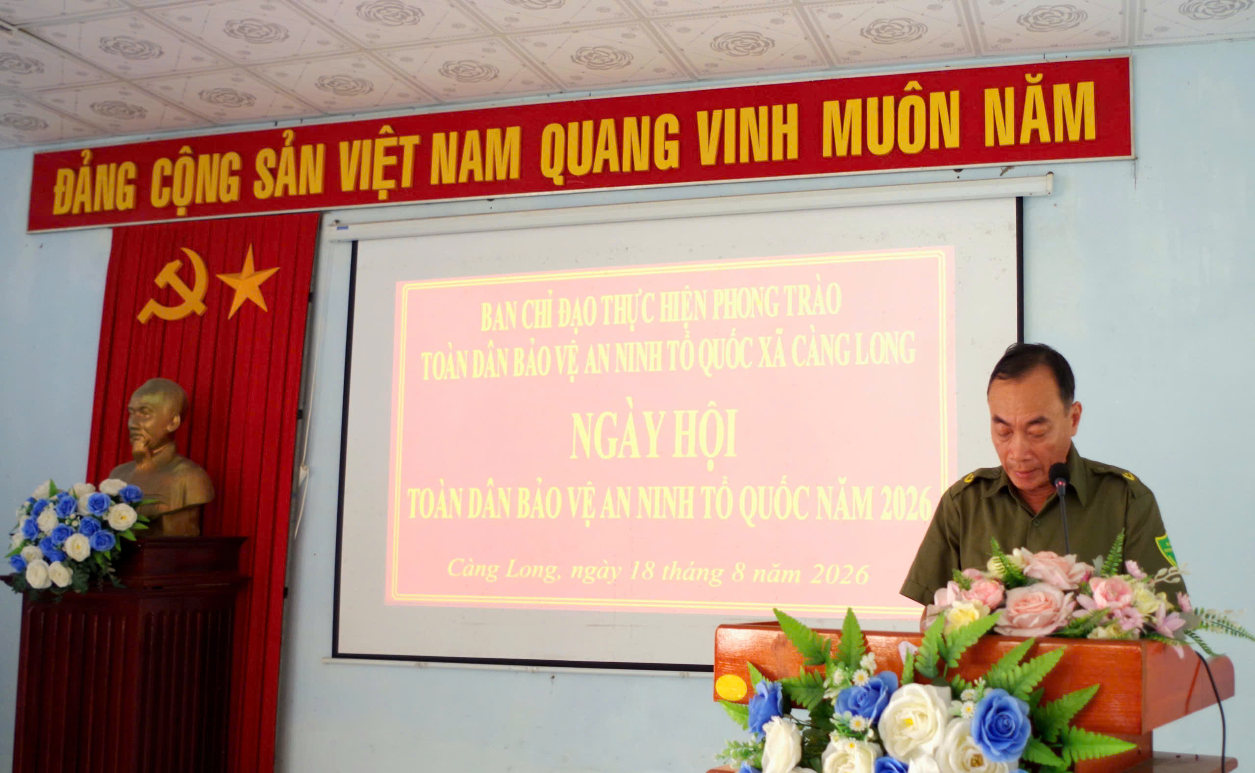 Đ c Nguyễn Truyền Thống Tổ phó Tổ ANTT ở cơ sở ấp Bờ Lộ Mới phát biểu tham luận