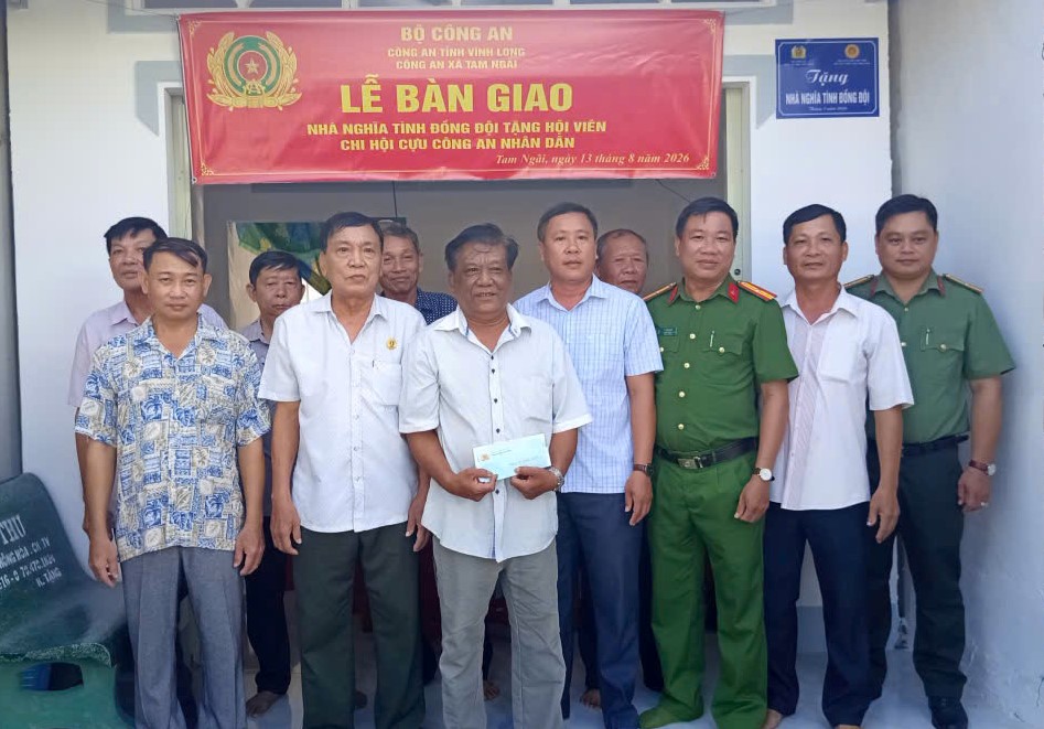 Đ c Nguyễn Văn Sáu ấp Trà Ốt