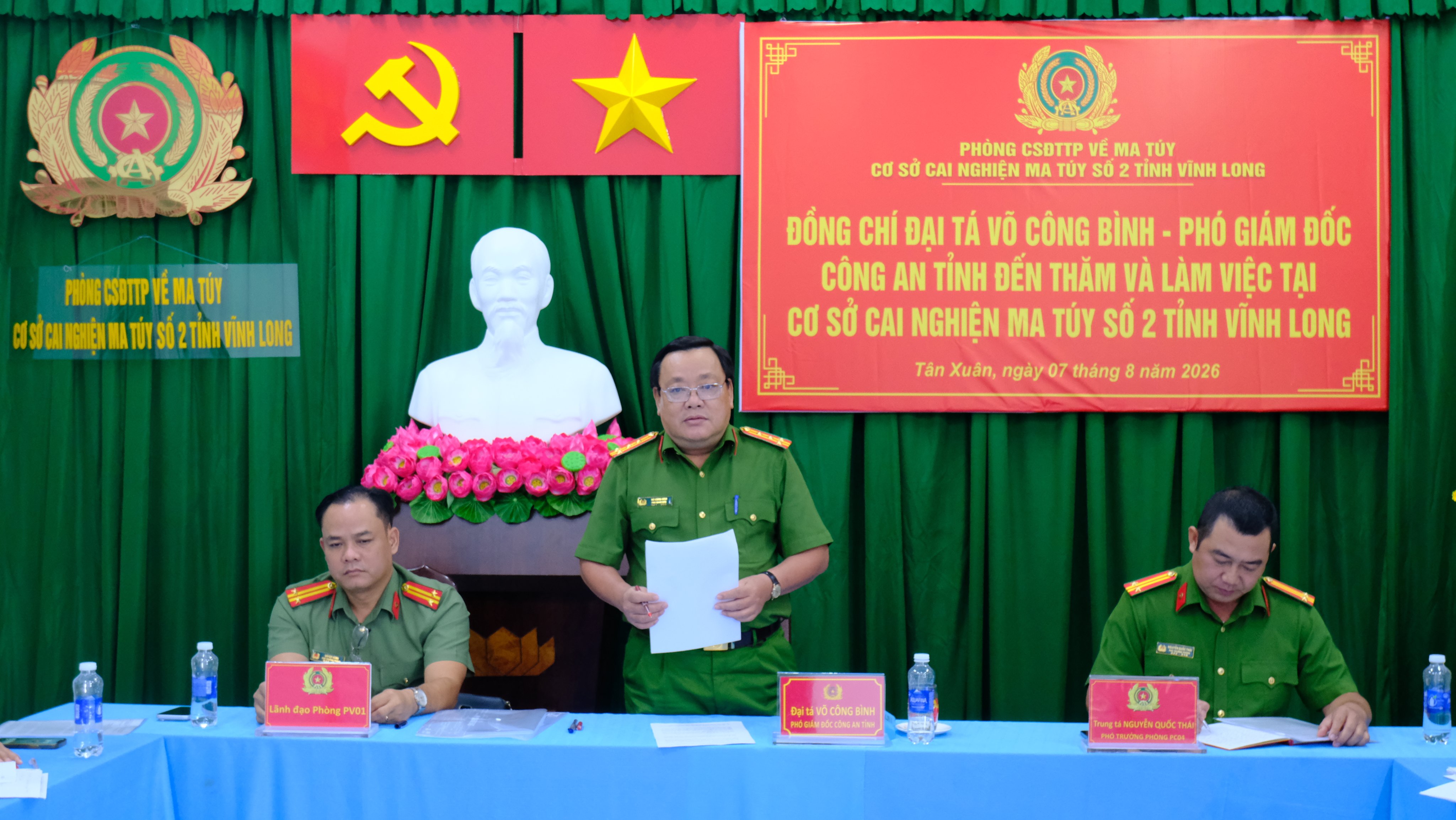 Đại tá Võ Công Bình phát biểu
