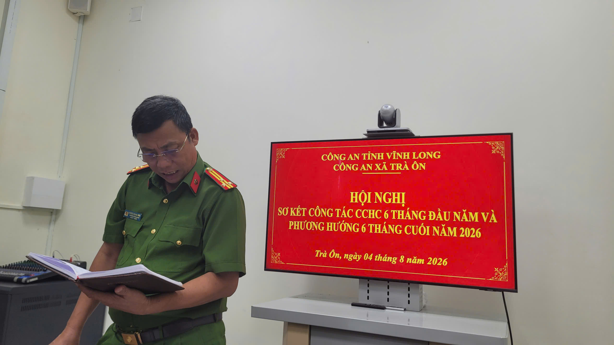 Đc Thượng tá Dương Hoàng Minh – Trưởng Công an xã phát biểu chỉ đạo