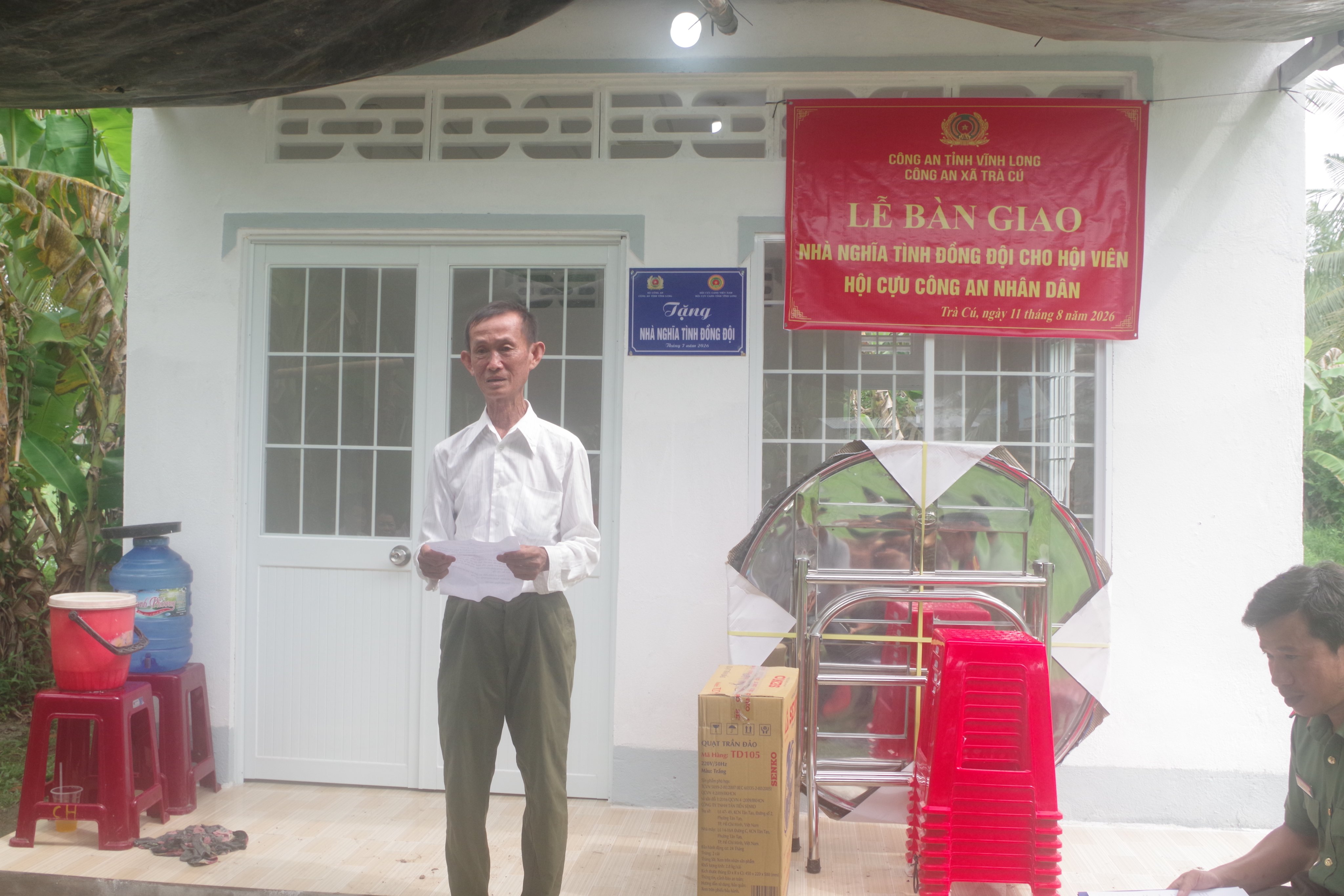 Đồng chí Cao Văn Nghiệp phát biểu cảm tưởng