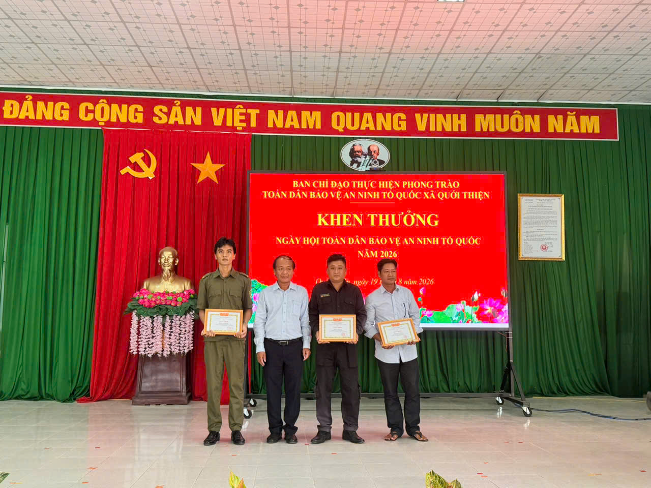 KHEN CA NHÂN CỦA CT