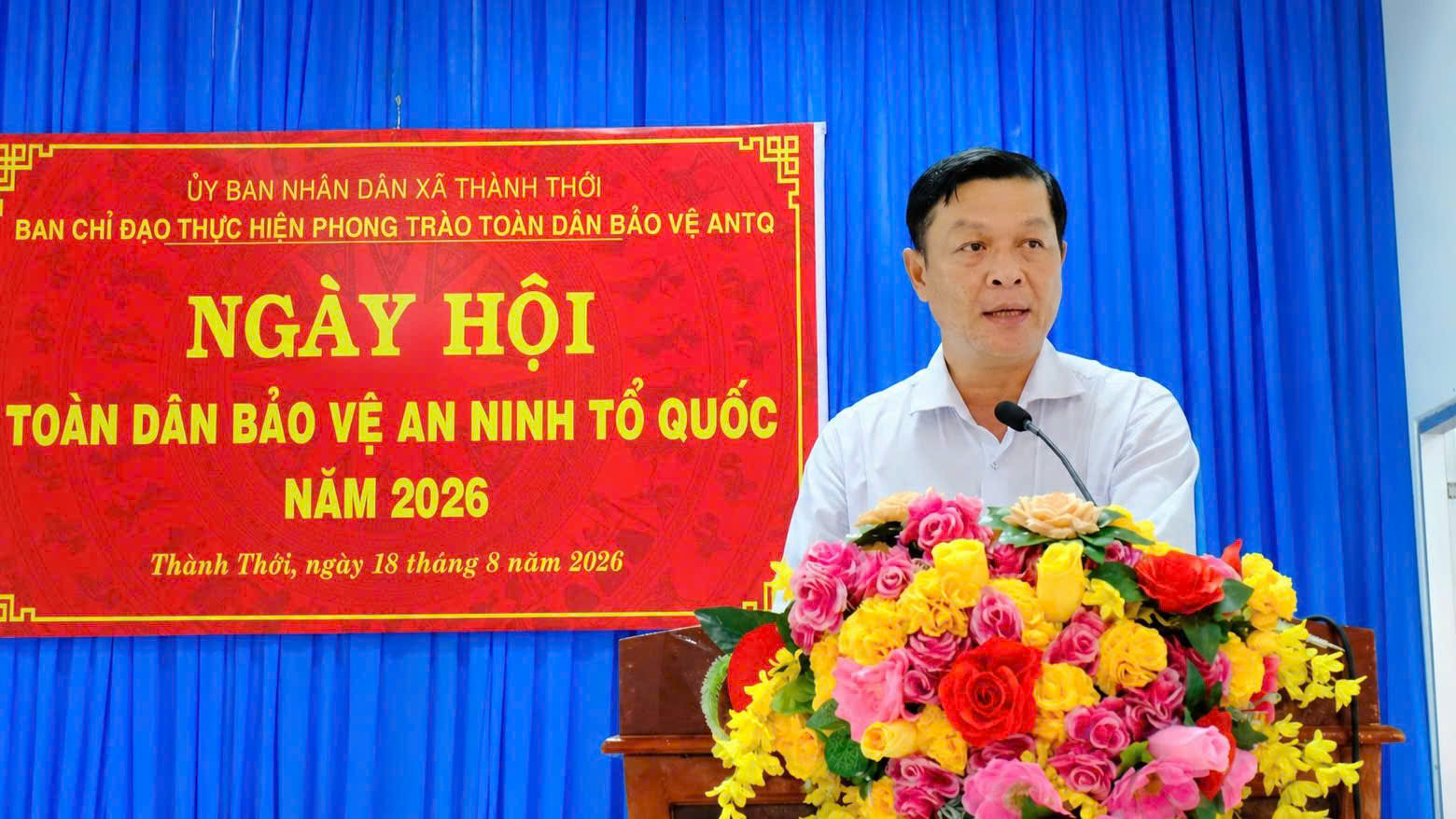 Lãnh đạo UB