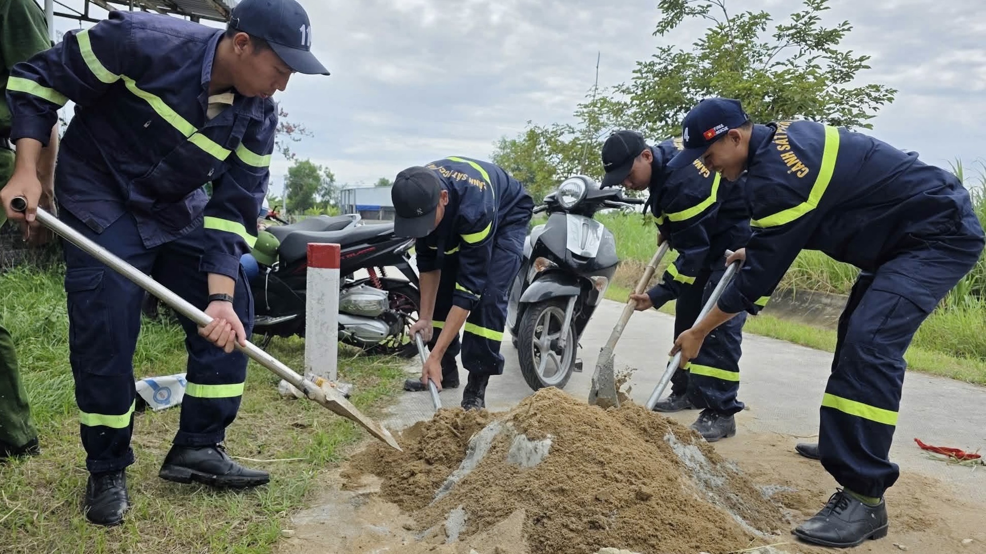 Thực hiện công trình, phần việc thanh niên