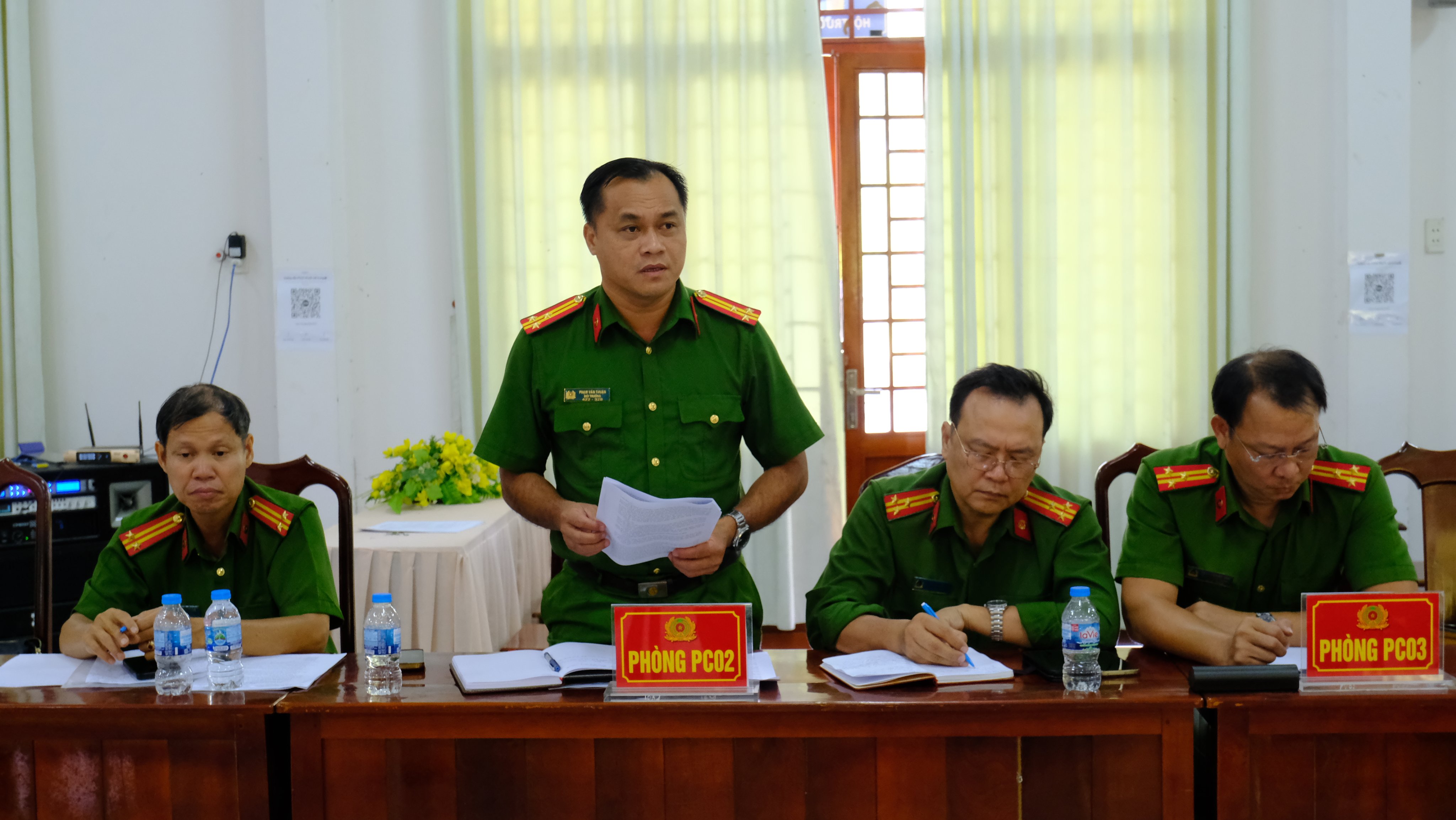 Trao đổi, thảo luận 5