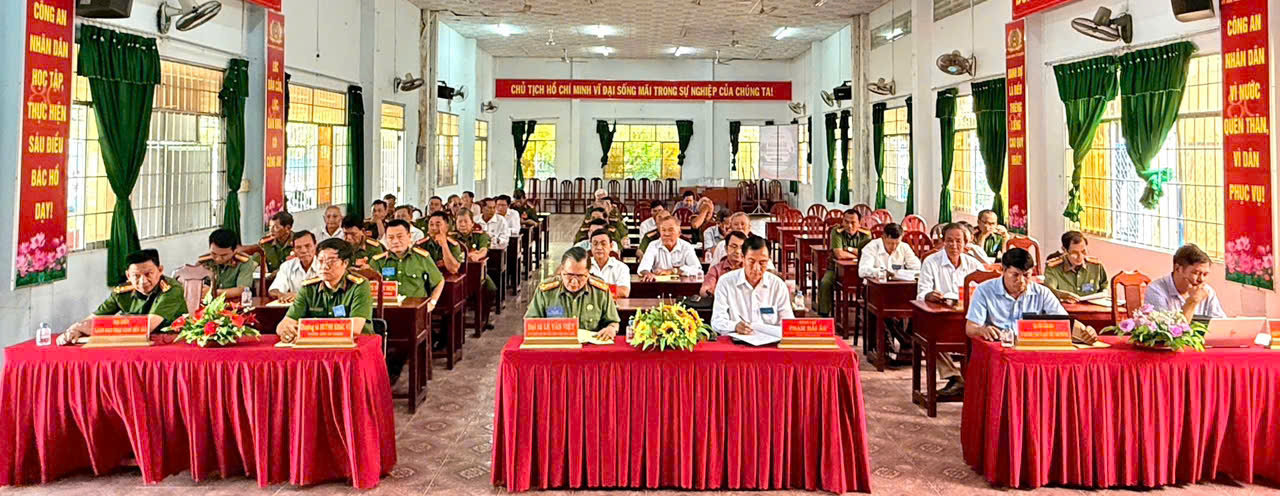 1 1 Quang cảnh đại hội