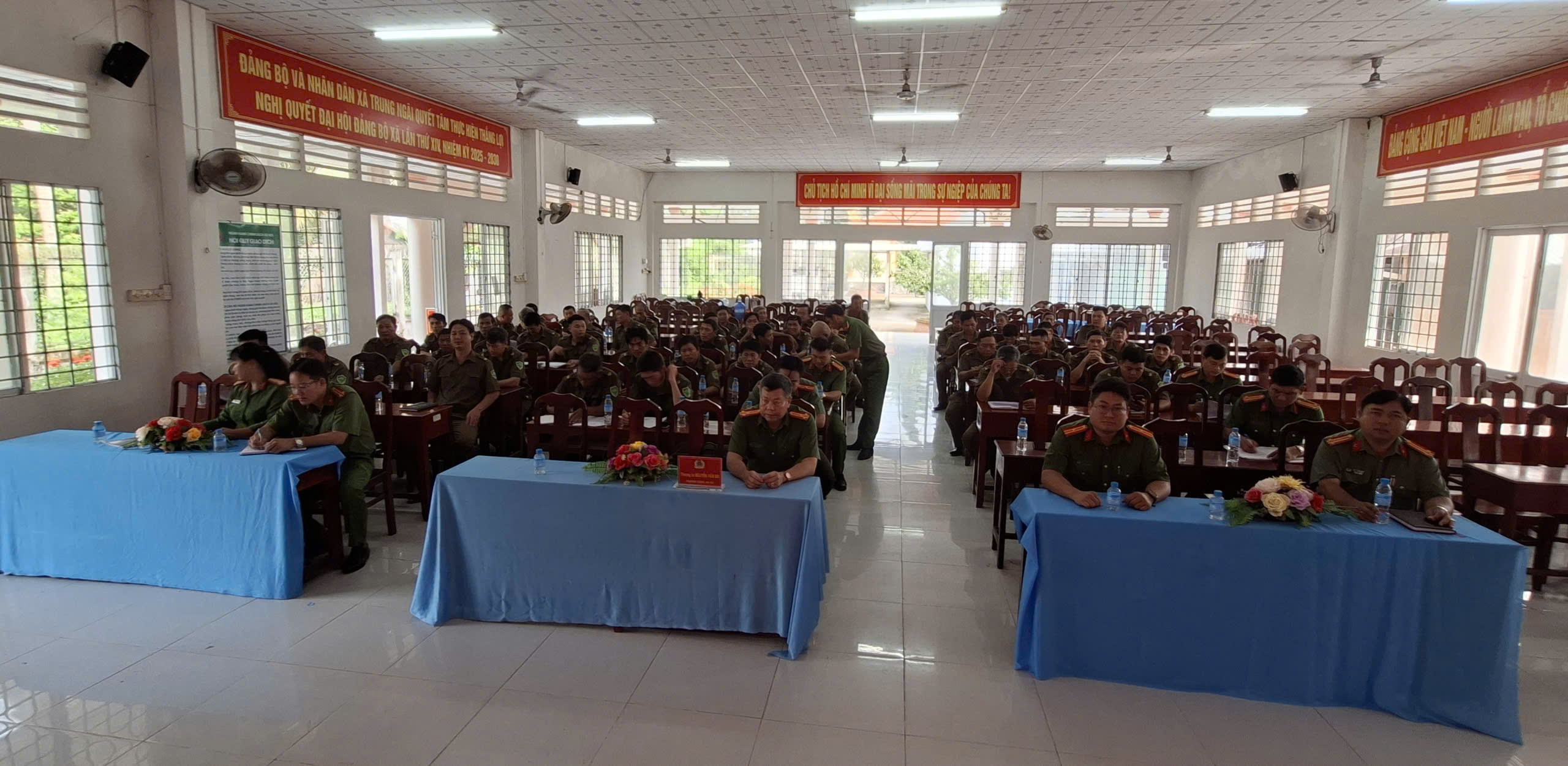 ẢNH 1 Quang cảnh