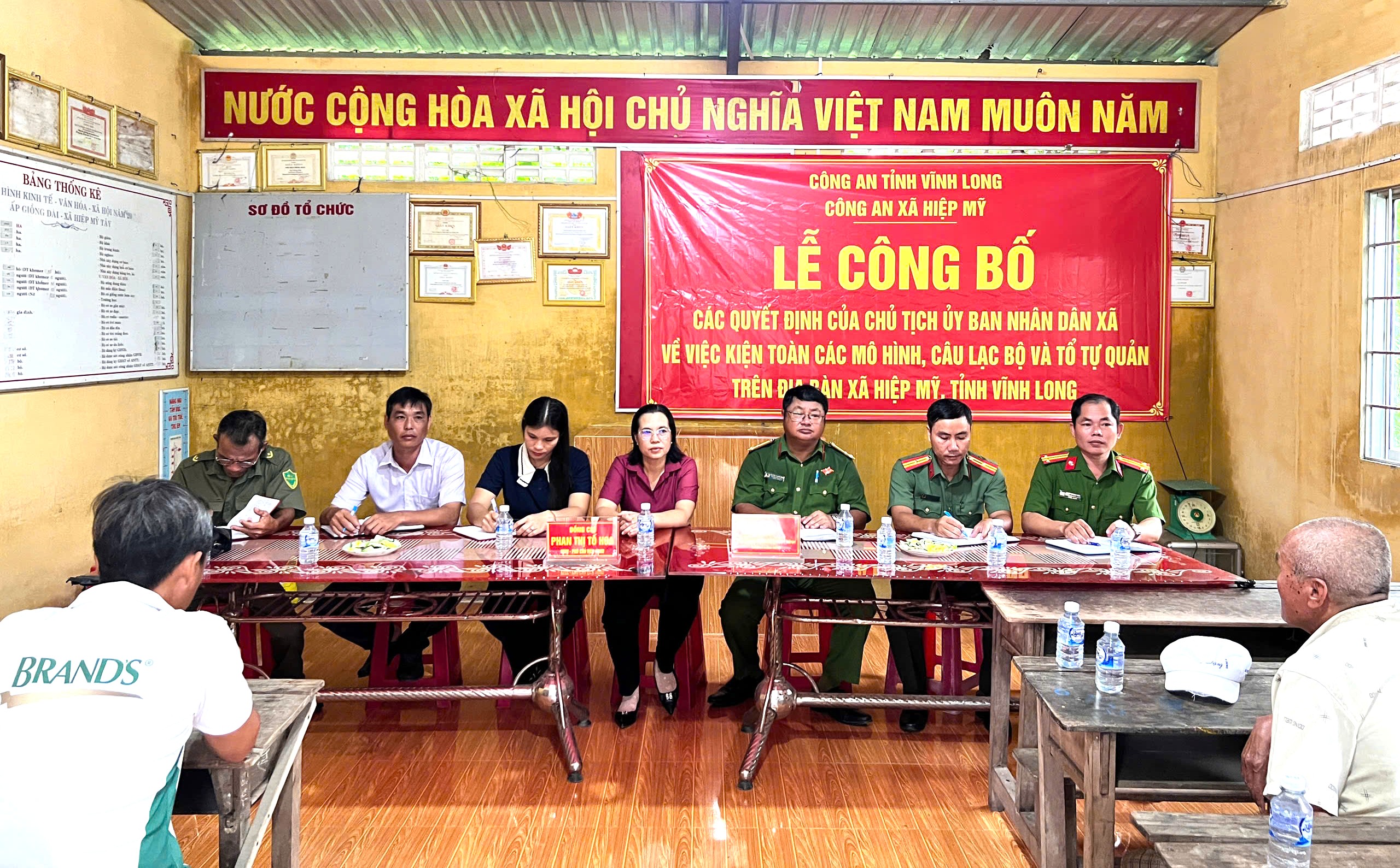 ANH QUANG CANH BUOI LE