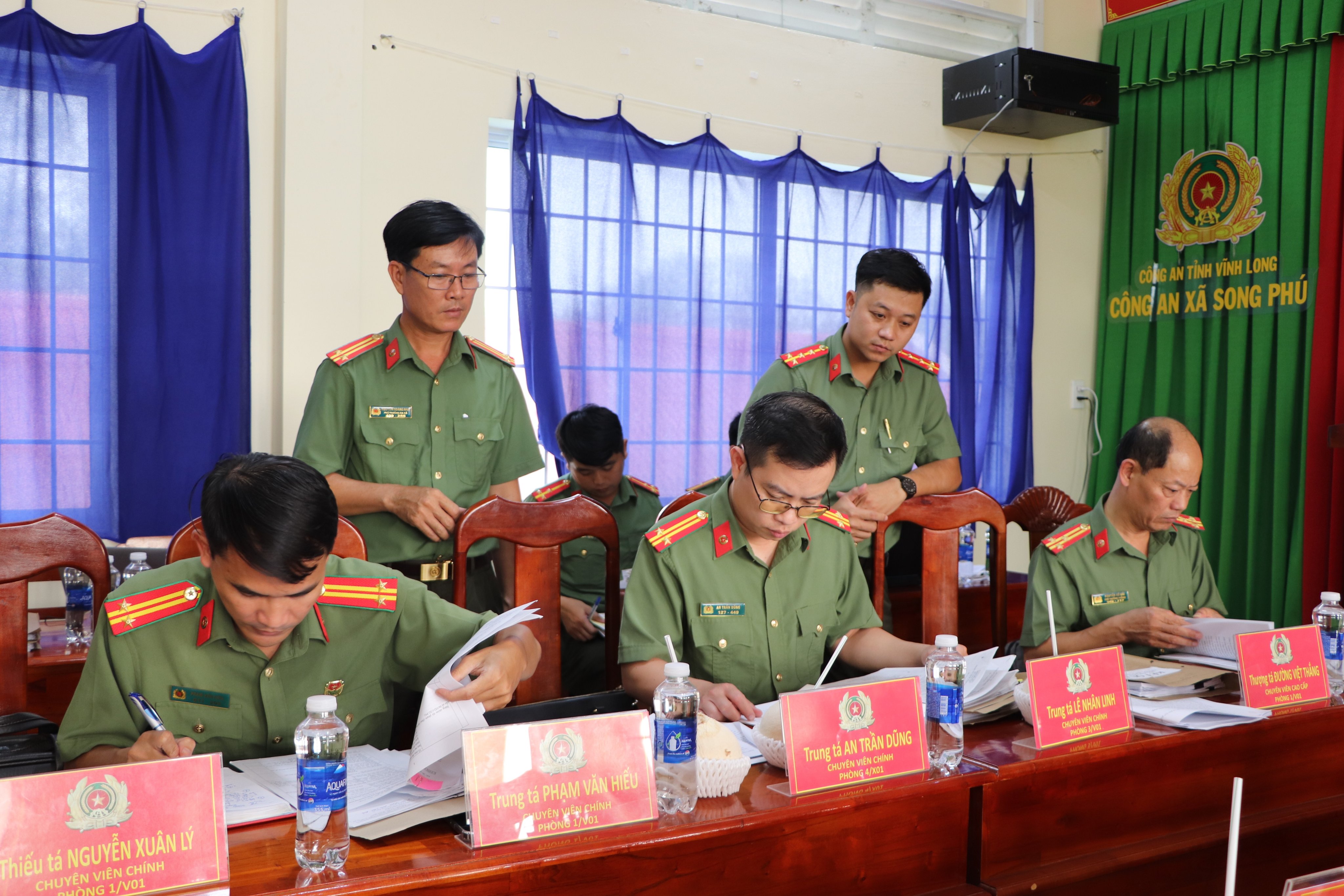 Đoàn kiểm tra tại Công an xã Song Phú