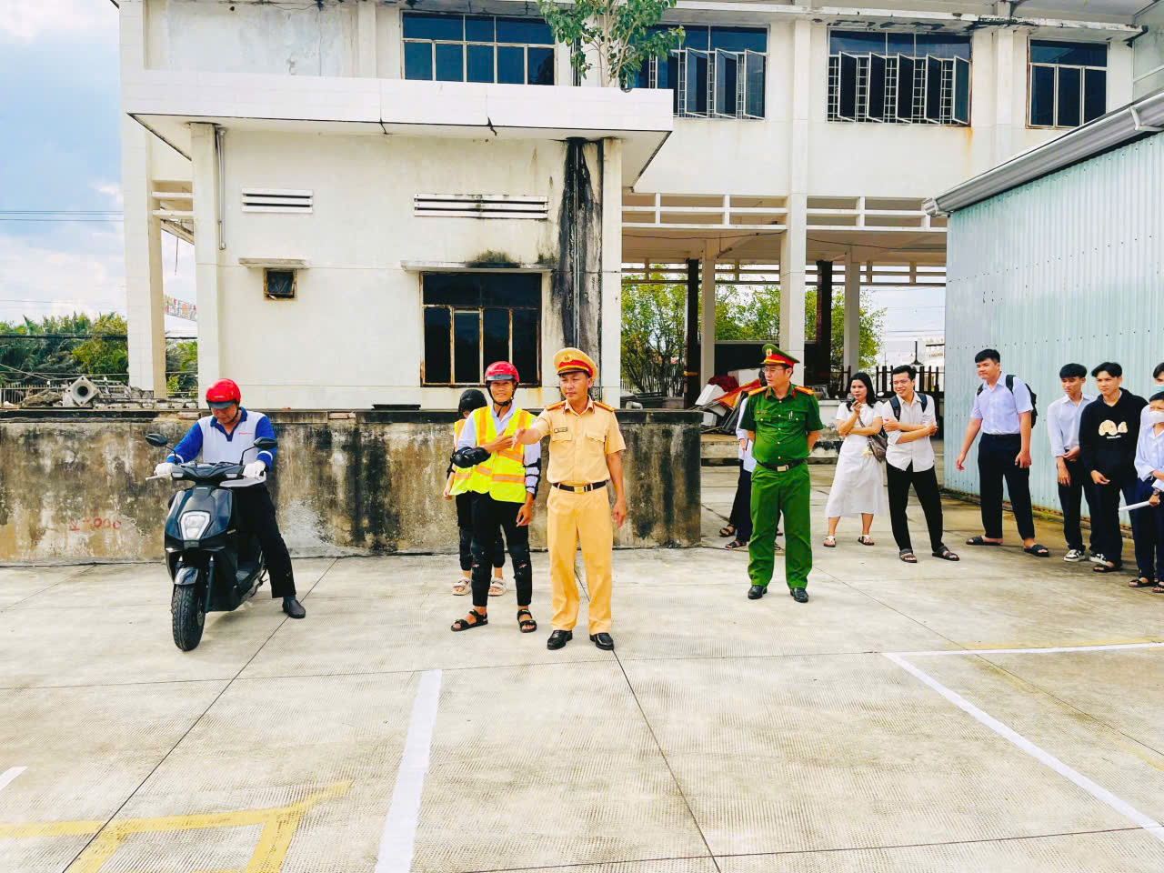 HÌNH 5tuyentruyen
