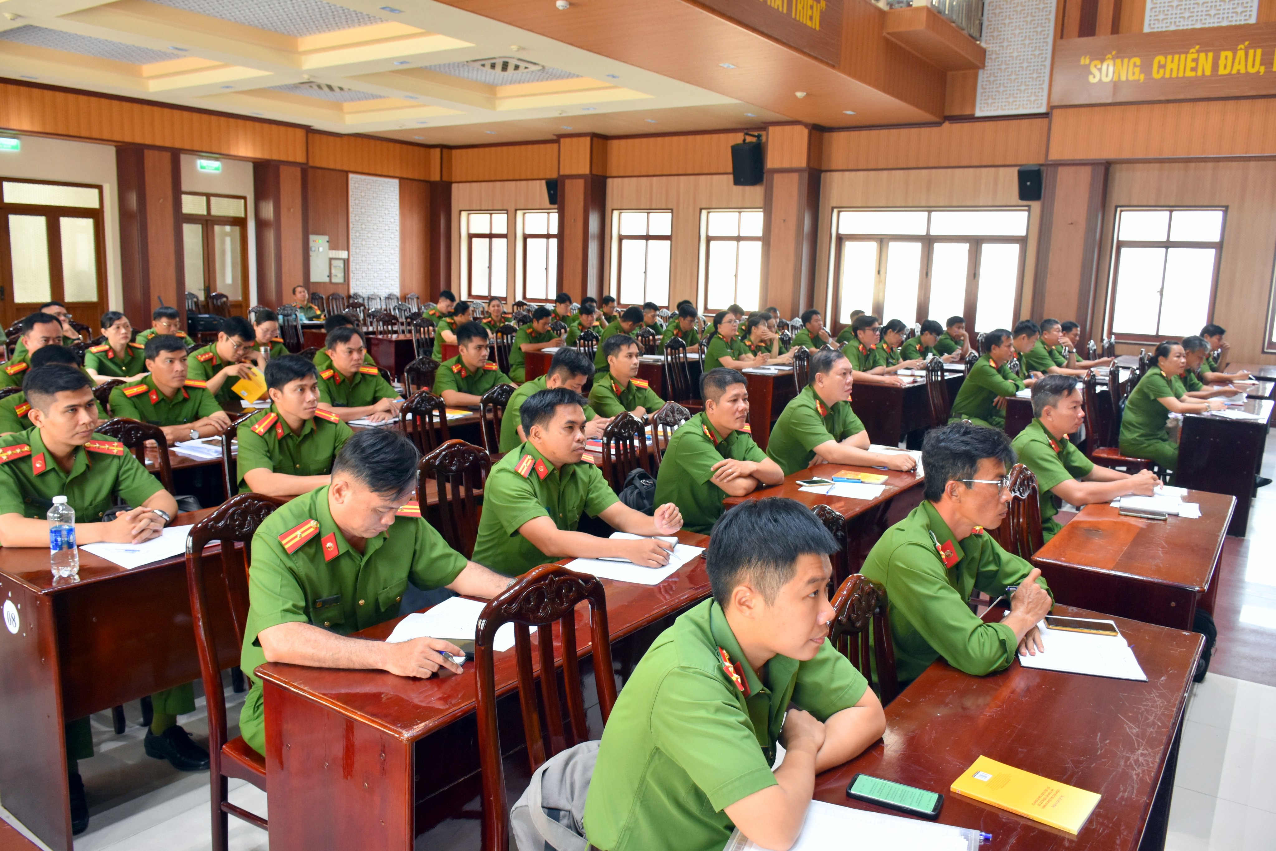 Học viên dự lớp bồi dưỡng