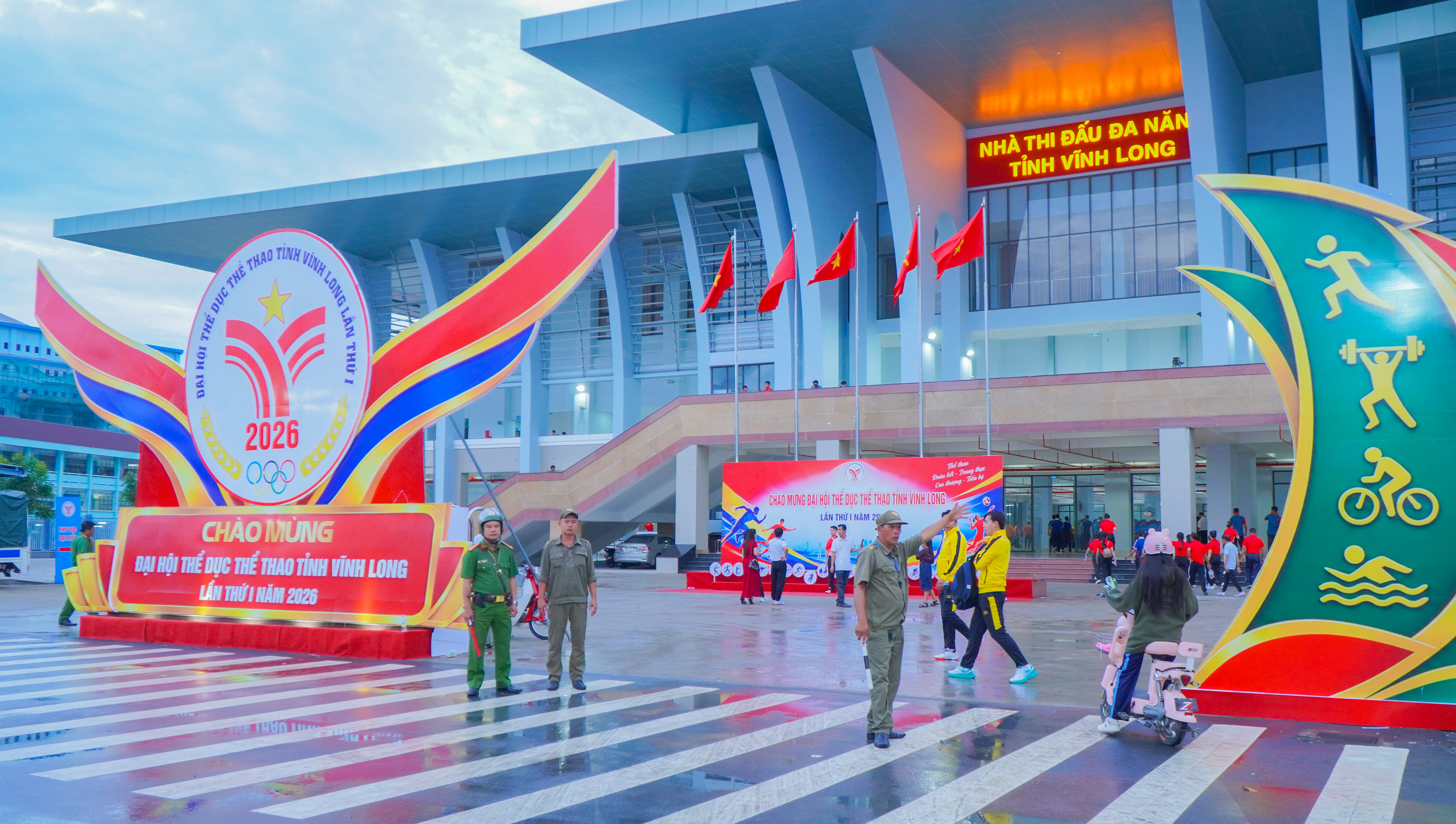 Lực lượng Công an bảo đảm an ninh (3)