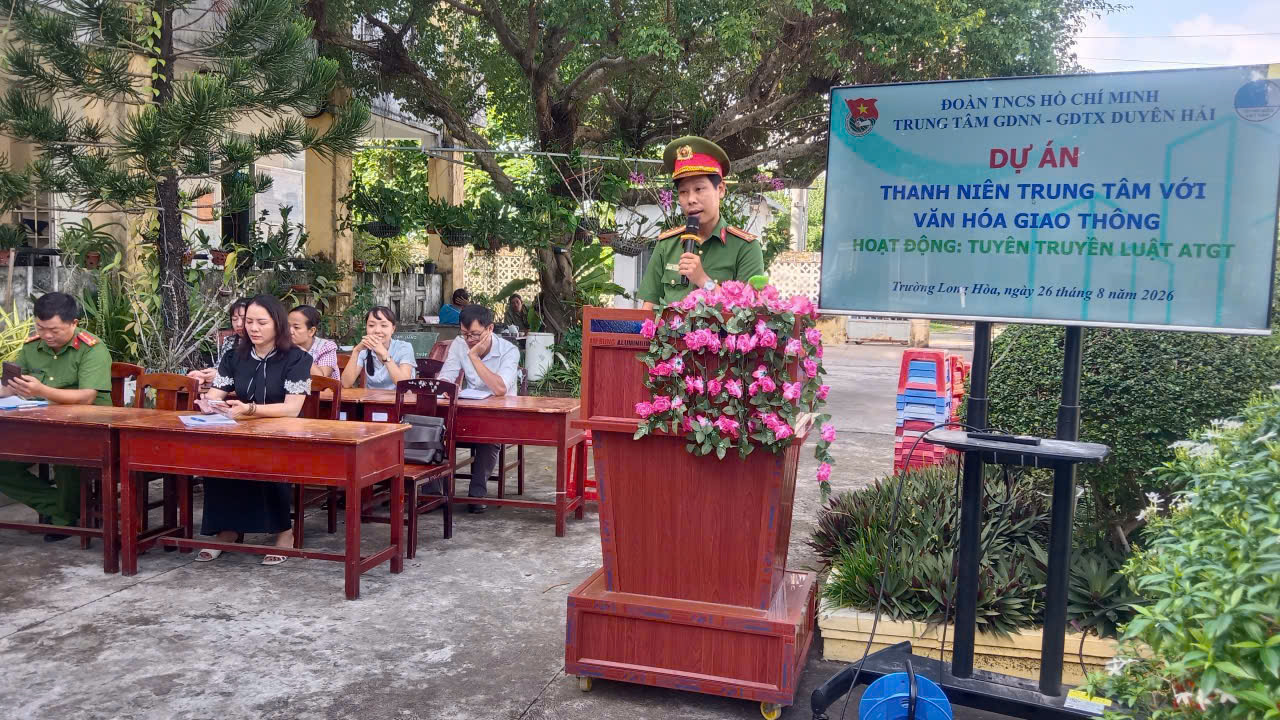 Nguyễn Quốc Tuấn phát biểu