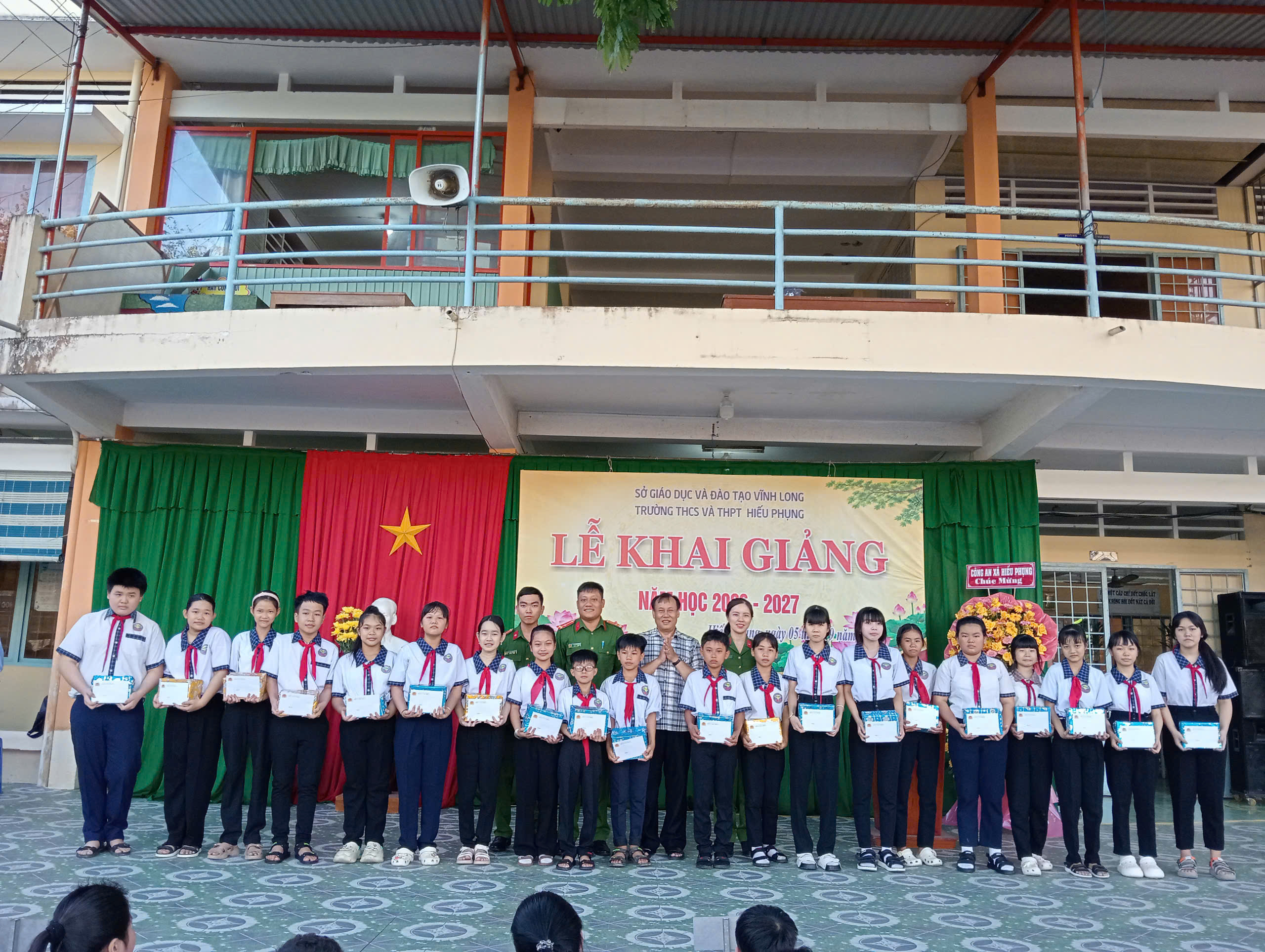 TANGQUAẢNH 1