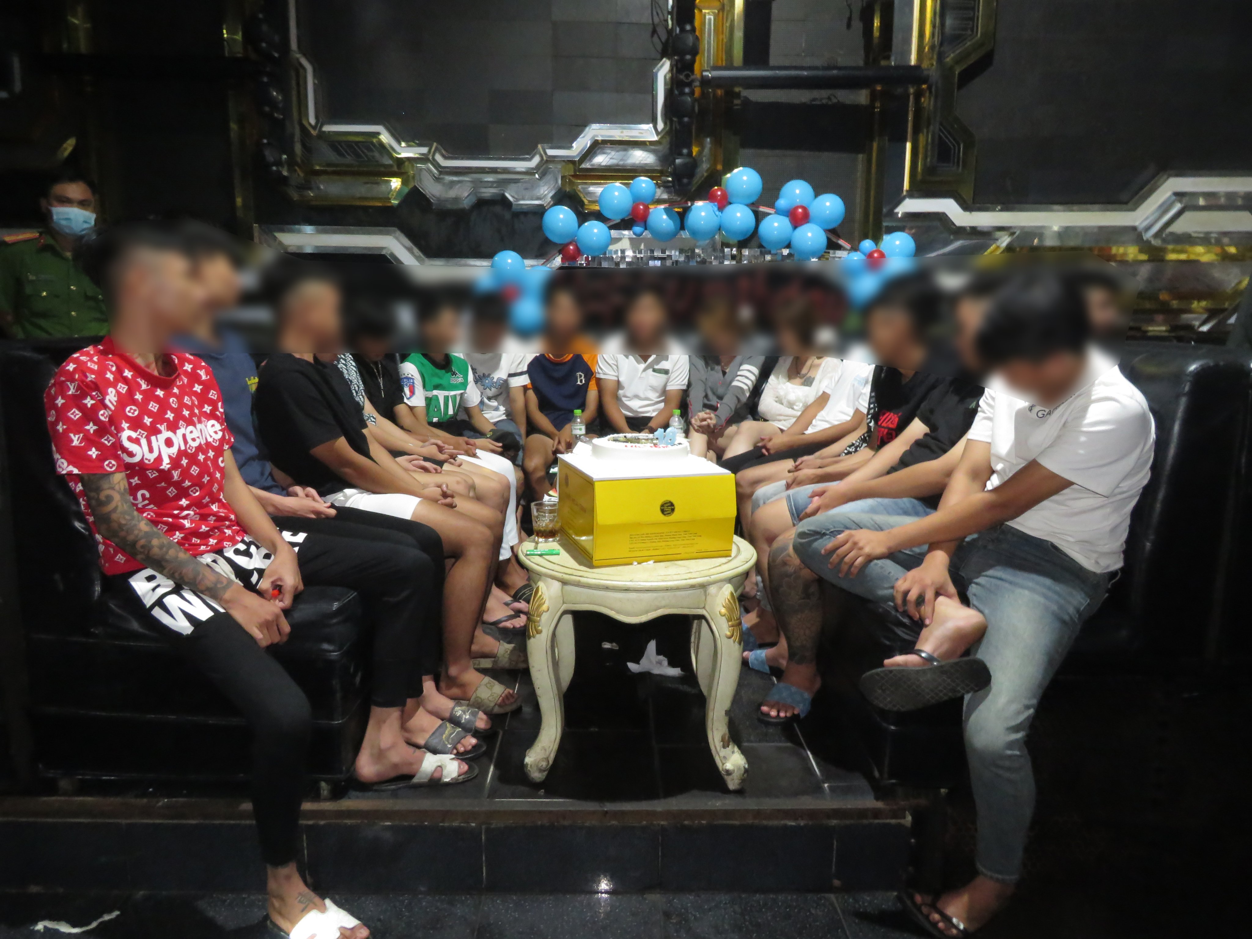 Tập trung triệt xóa nhóm đối tượng lợi dụng cơ sở kinh doanh dịch vụ karaoke để tụ tập sử dụng trái phép chất ma túy