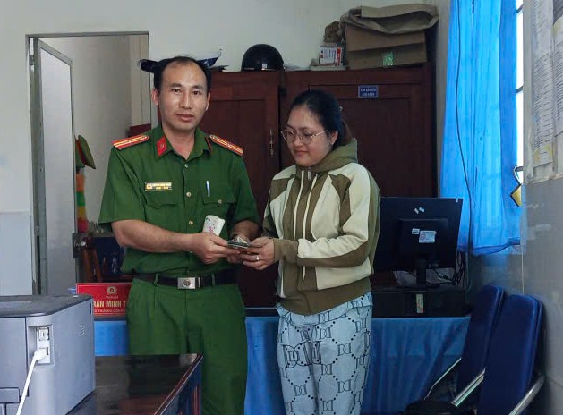 TTTảnh trao trả