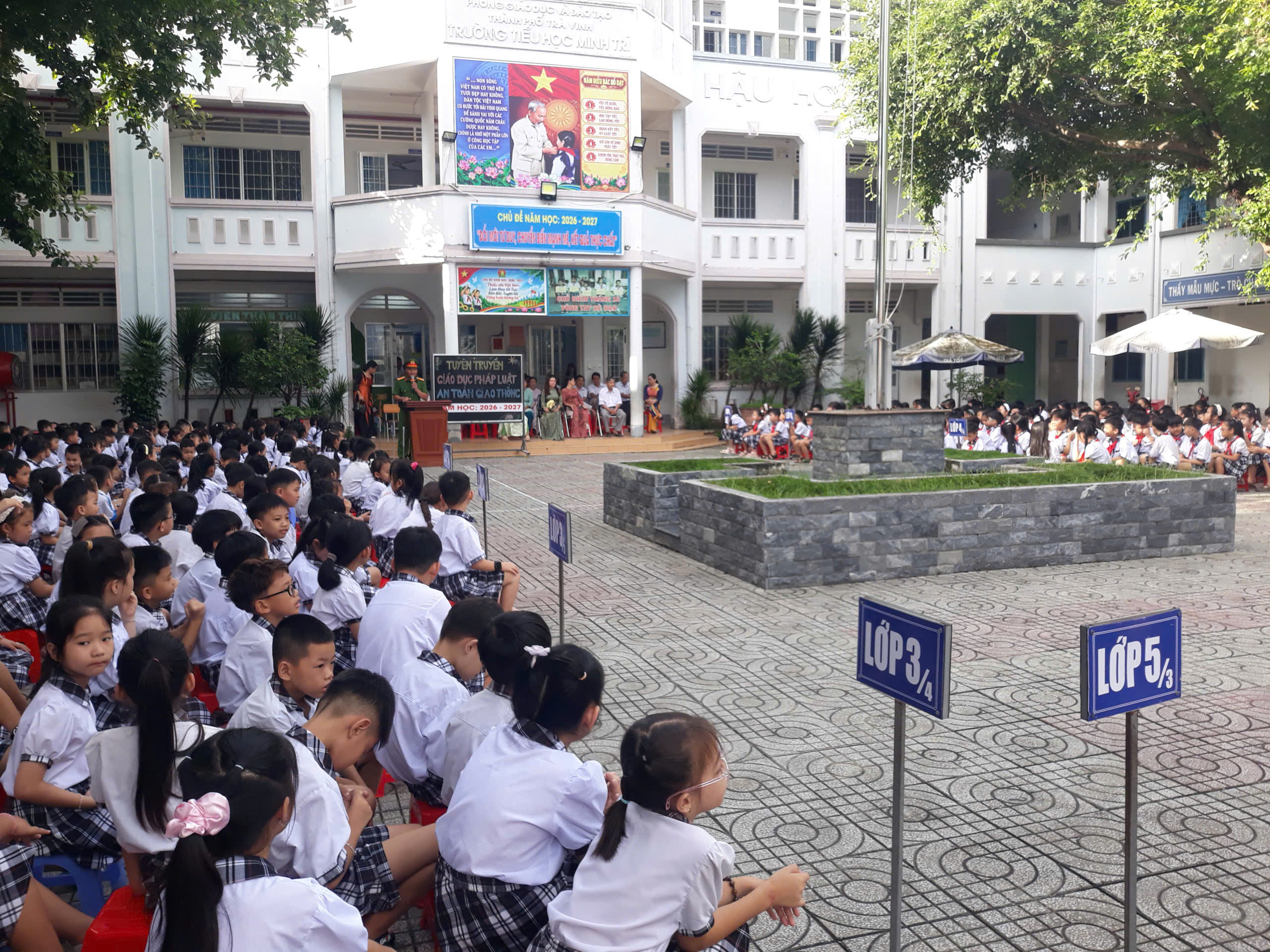 2 hinh anh tuyen truyen