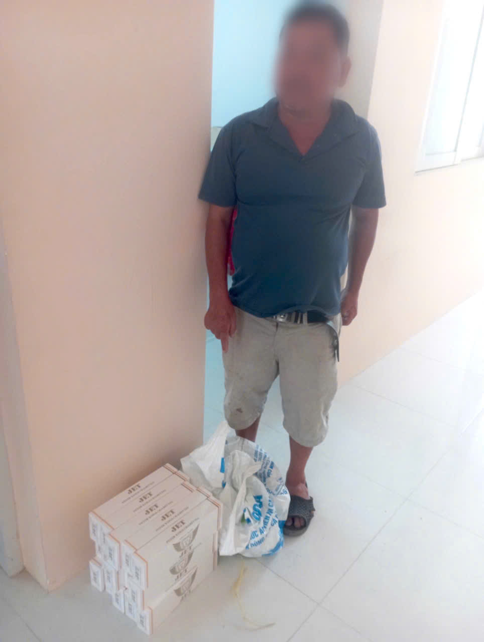 Ảnh đối tượng cùng tang vật