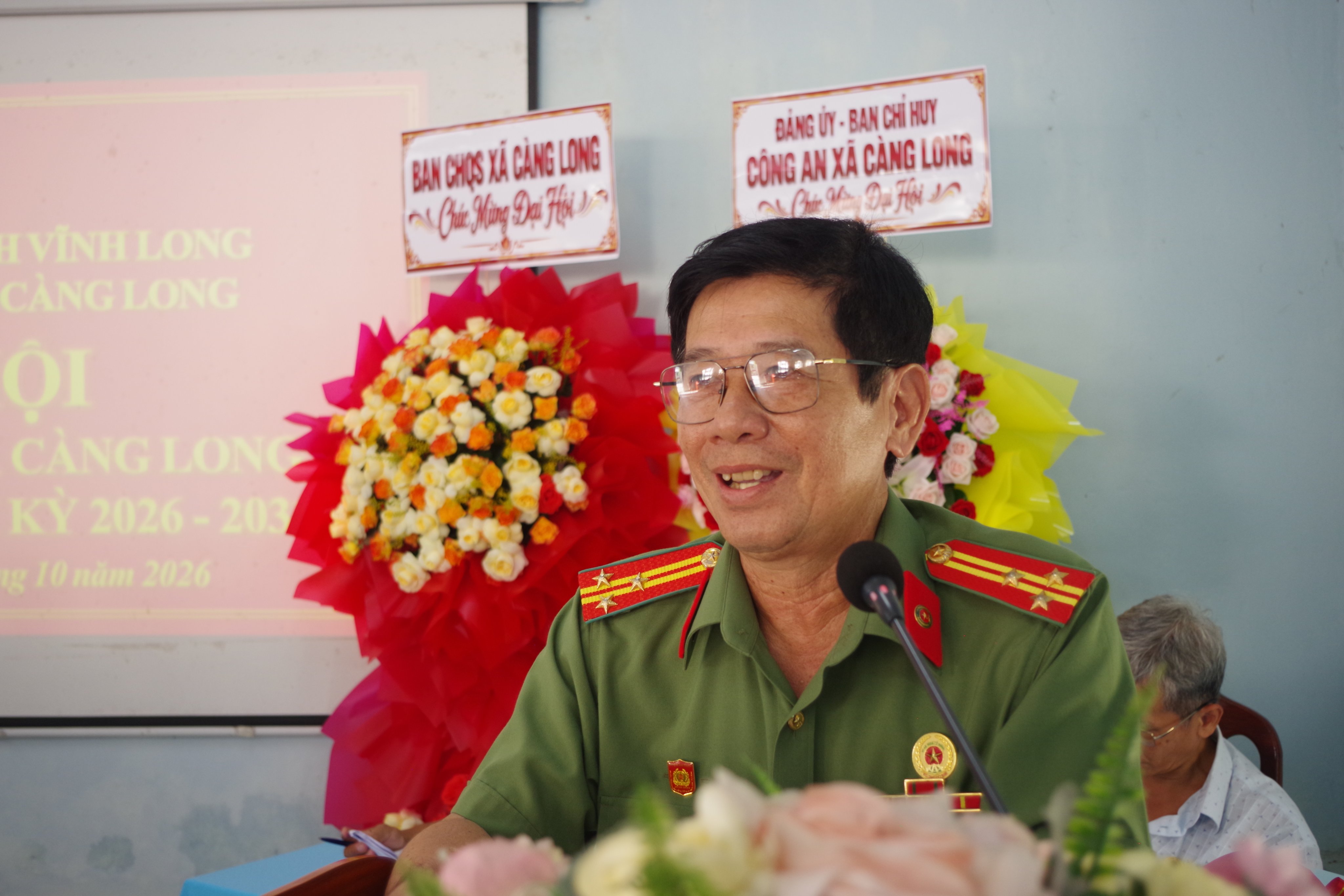 ẢNH ĐỒNG CHÍ THƯỢNG TÁ ĐẶNG VĂN THÀNH, PHÓ CHỦ TỊCH HỘI CỰU CAND TỈNH VĨNH LONG PHÁT BIỂU CHỈ ĐẠO