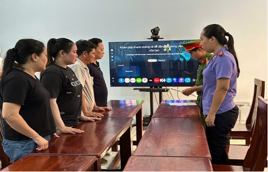 AQẢnh