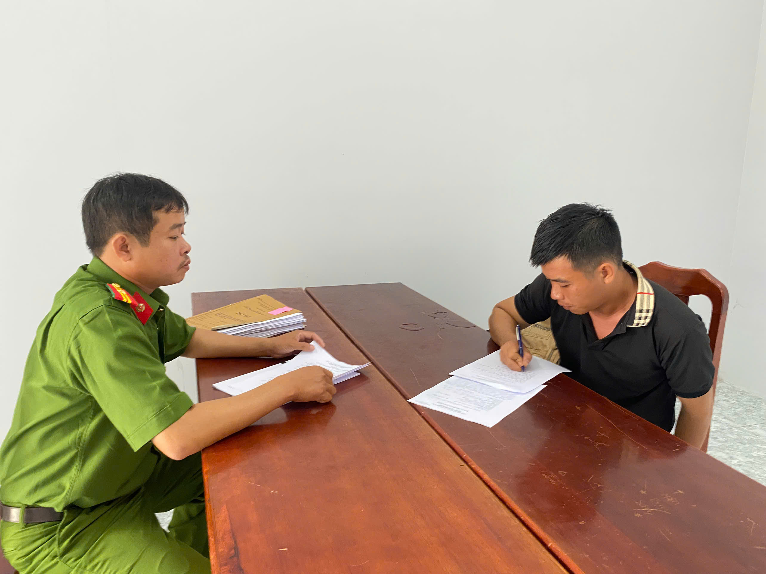 CAX lam viẹc