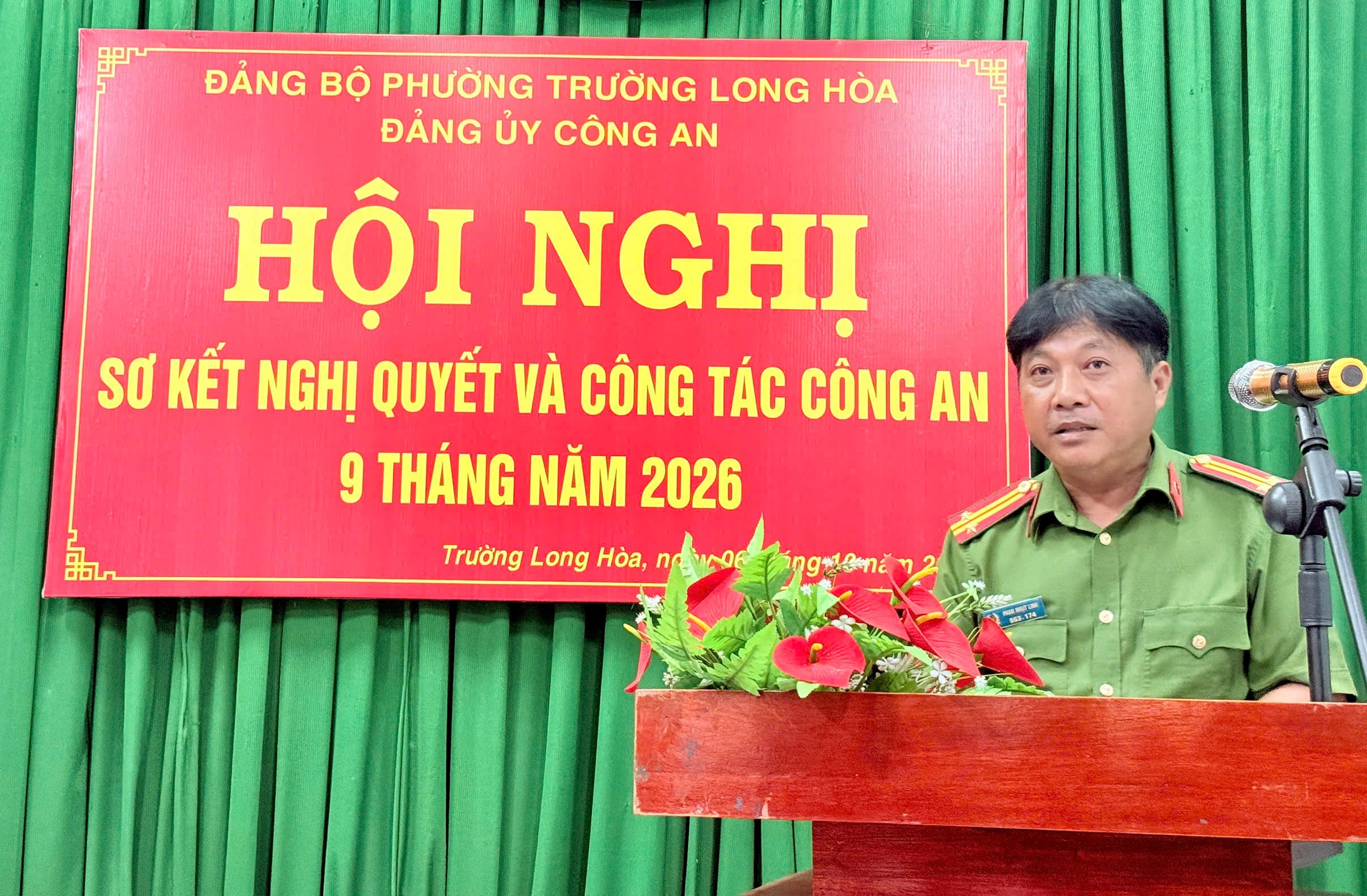 đại biểu thảo luận
