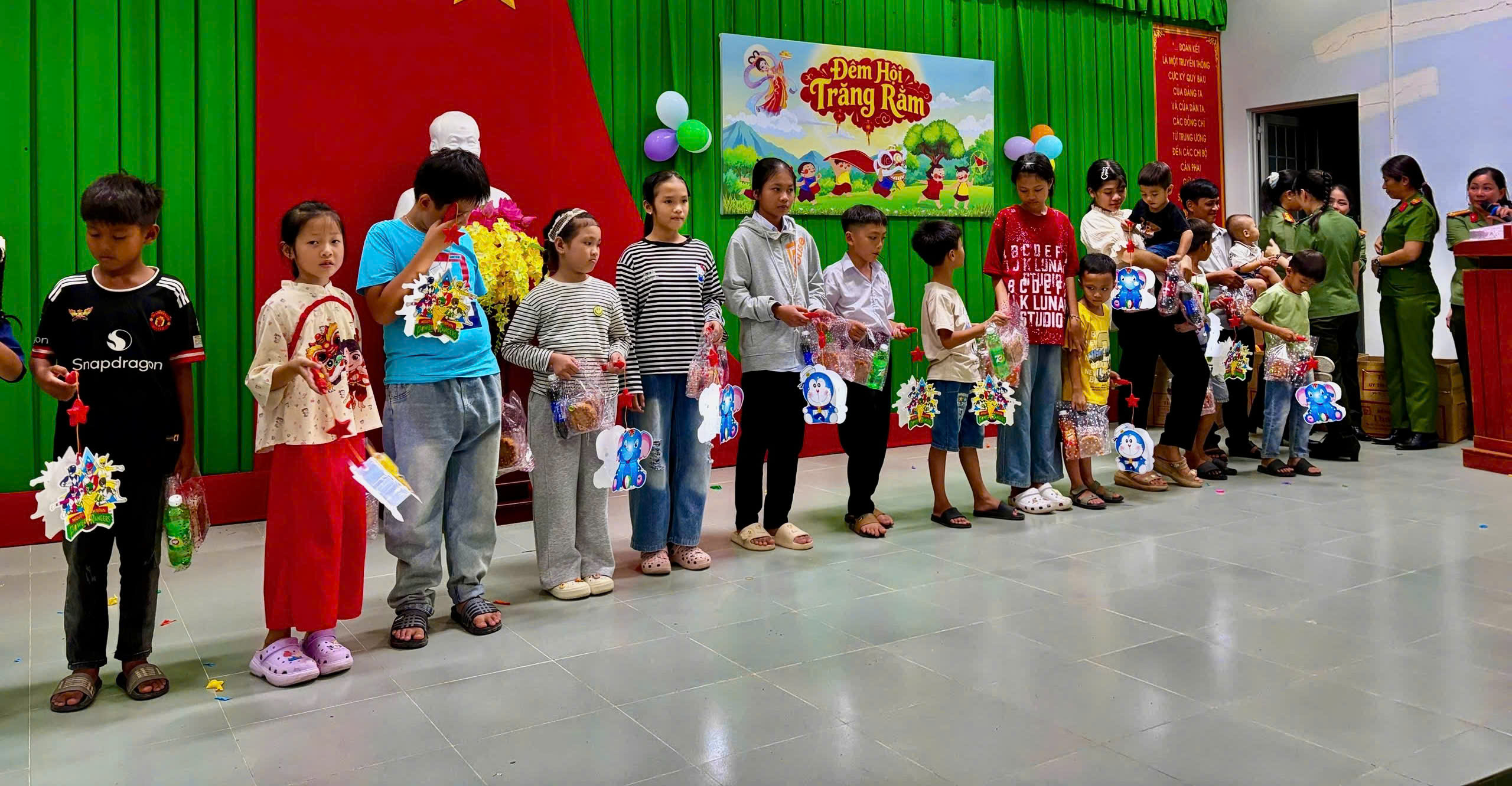 Đêm hội trăng rằm do CAX tổ chức