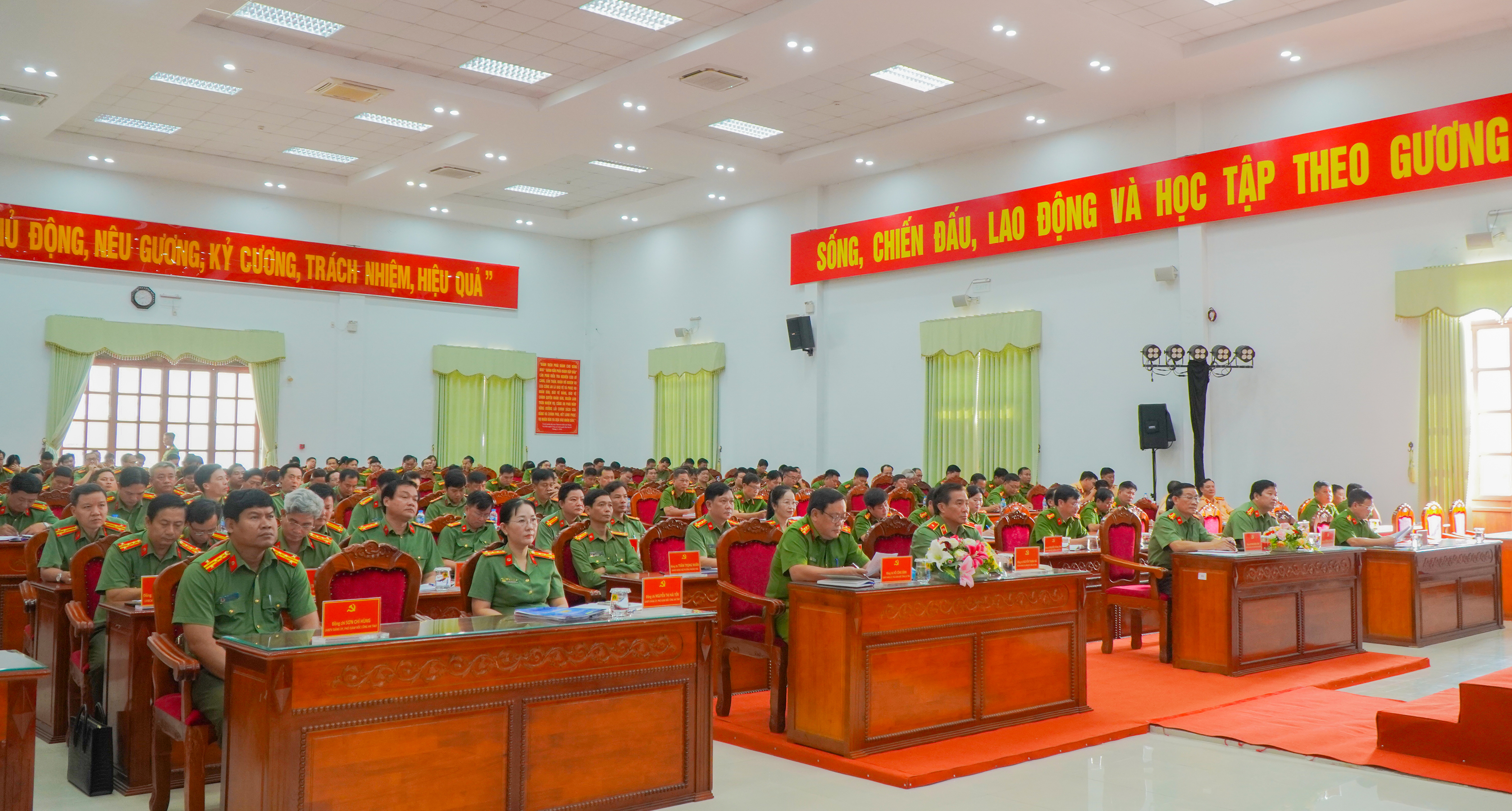 Điểm cầu Công an tỉnh Vĩnh Long (2)