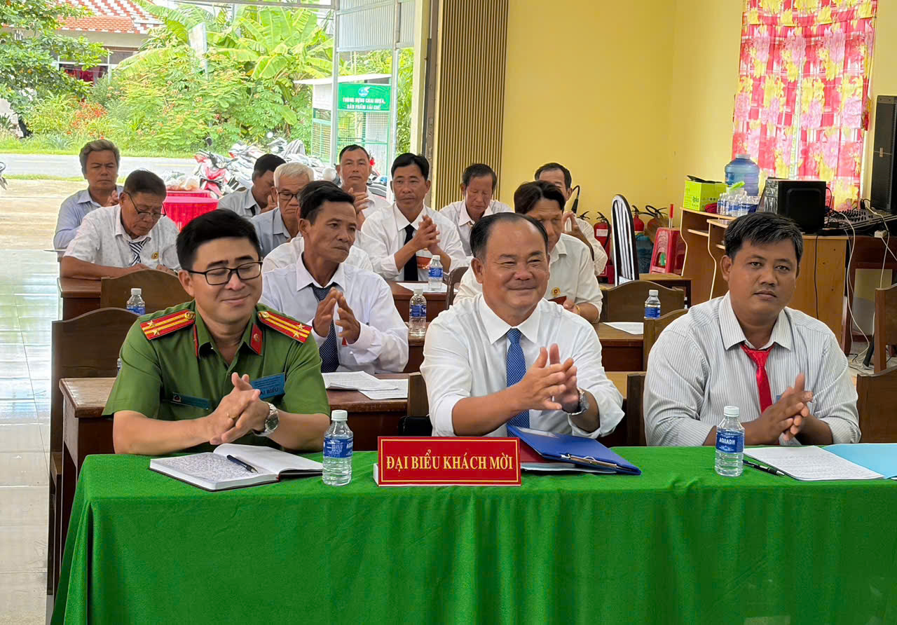 ─Éa╠úi bie╠é╠ëu tham du╠¢╠ú ─Éa╠úi ho╠ú╠éi