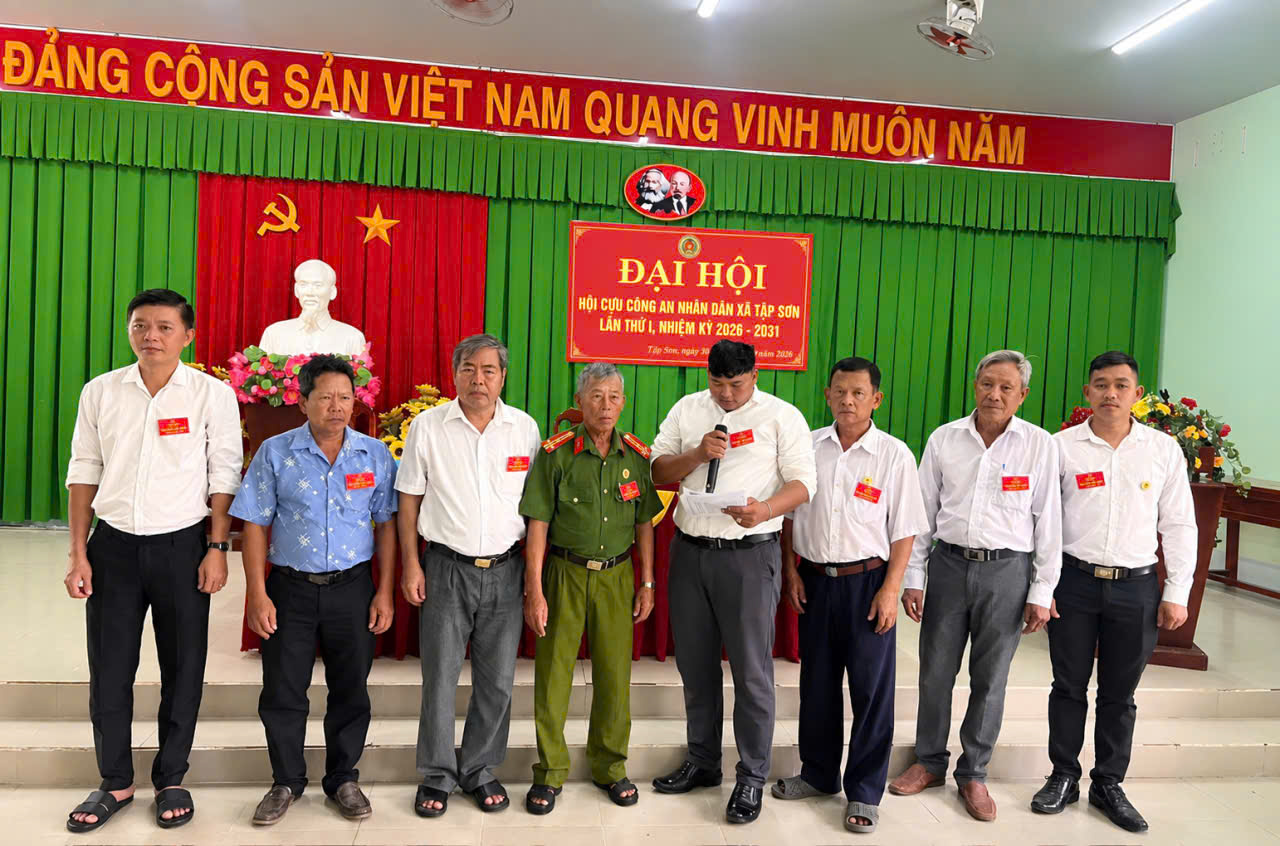 HÌNH 3 ban chấp hành ra mắt