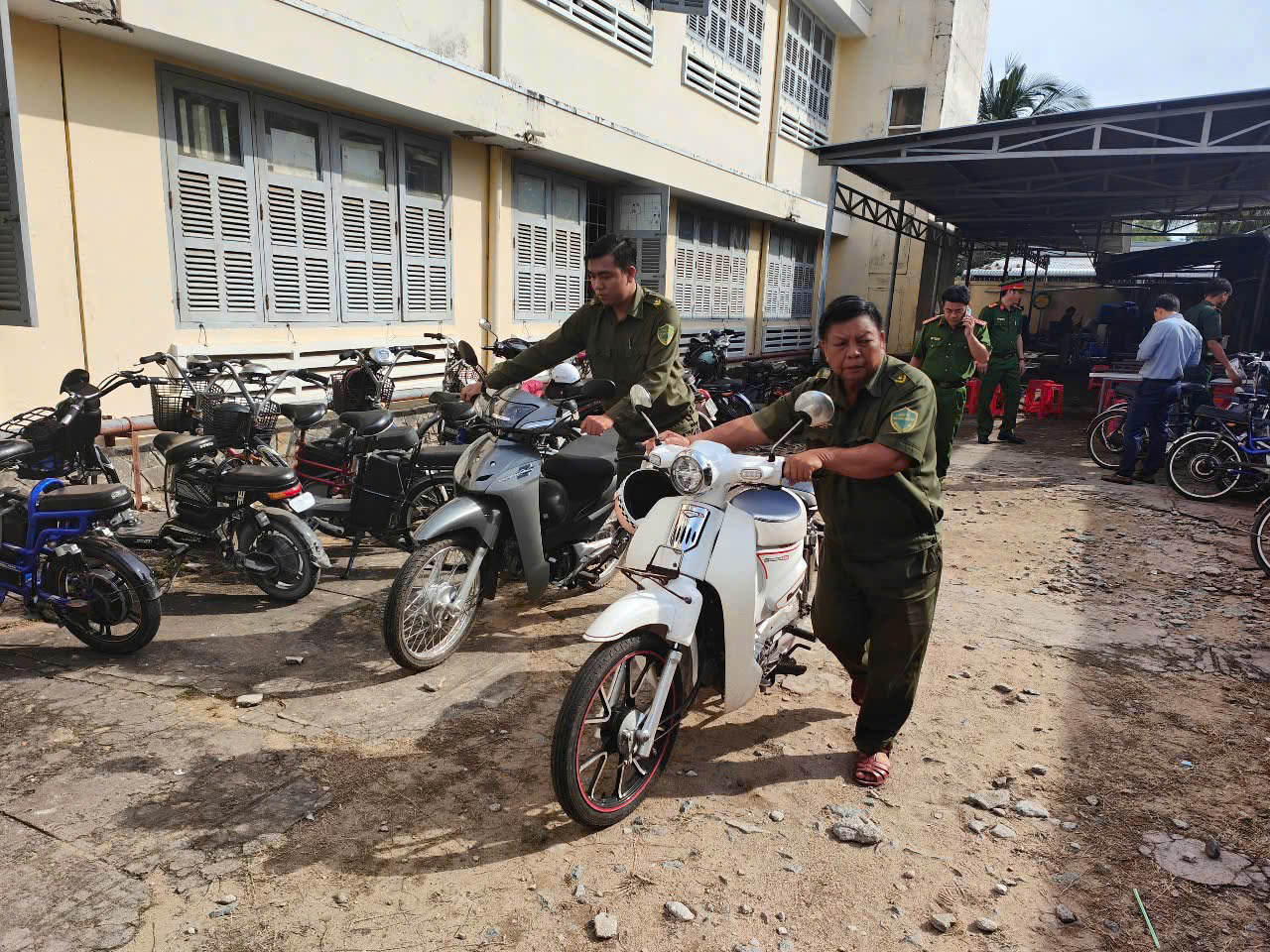 kiem tra chap hanh ATGT (3)