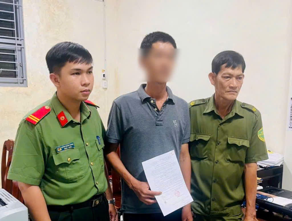 N D T tại cơ quan Công an