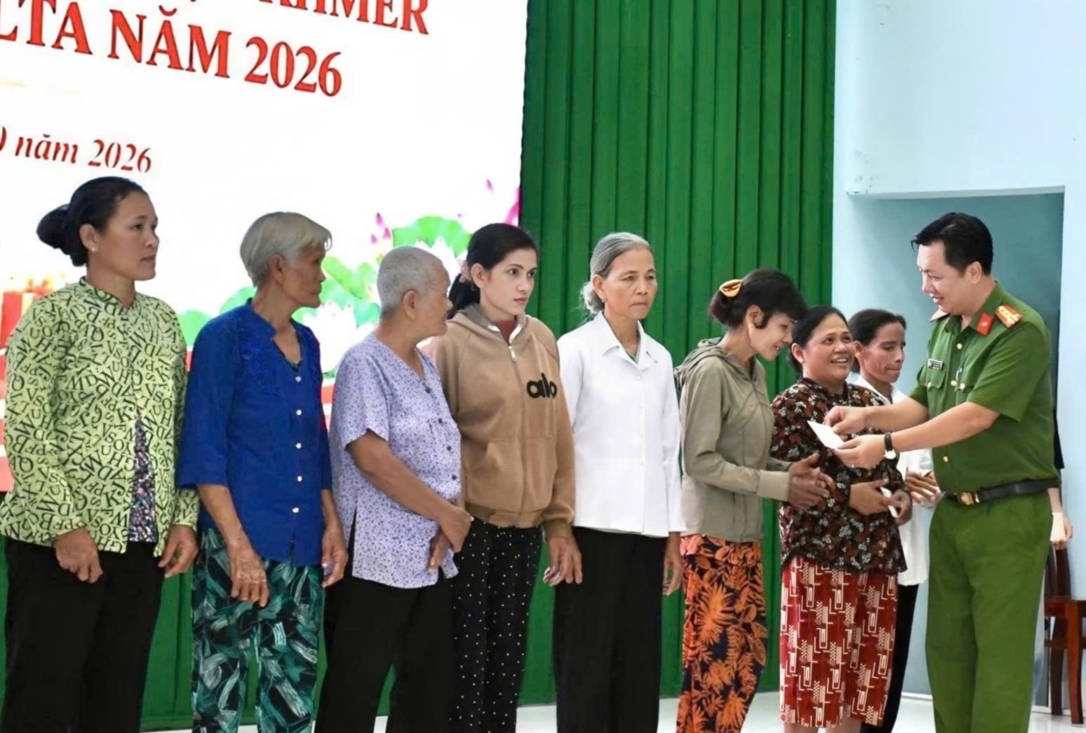 PGD HANH TANG QUA SENDOLTA 3